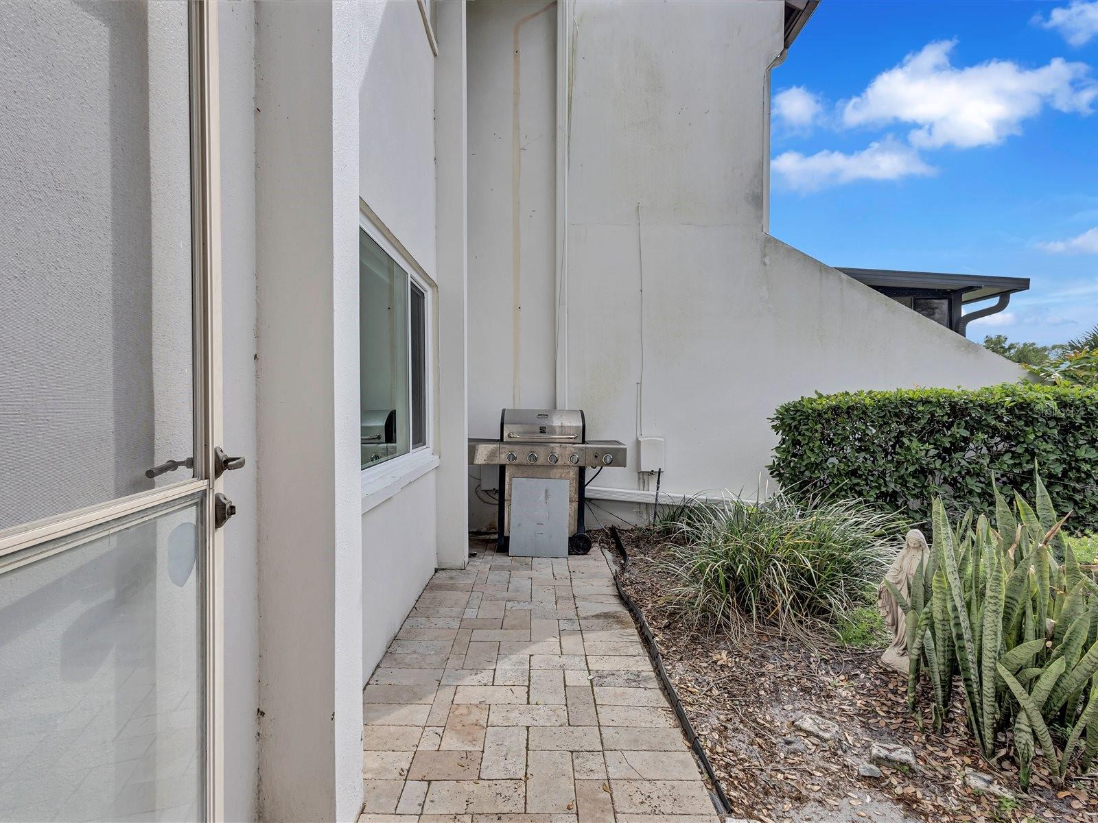 7581 CUMBERLAND RD #7 — photo 41