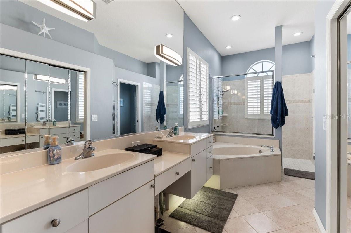 4748 COMPASS DR — photo 45