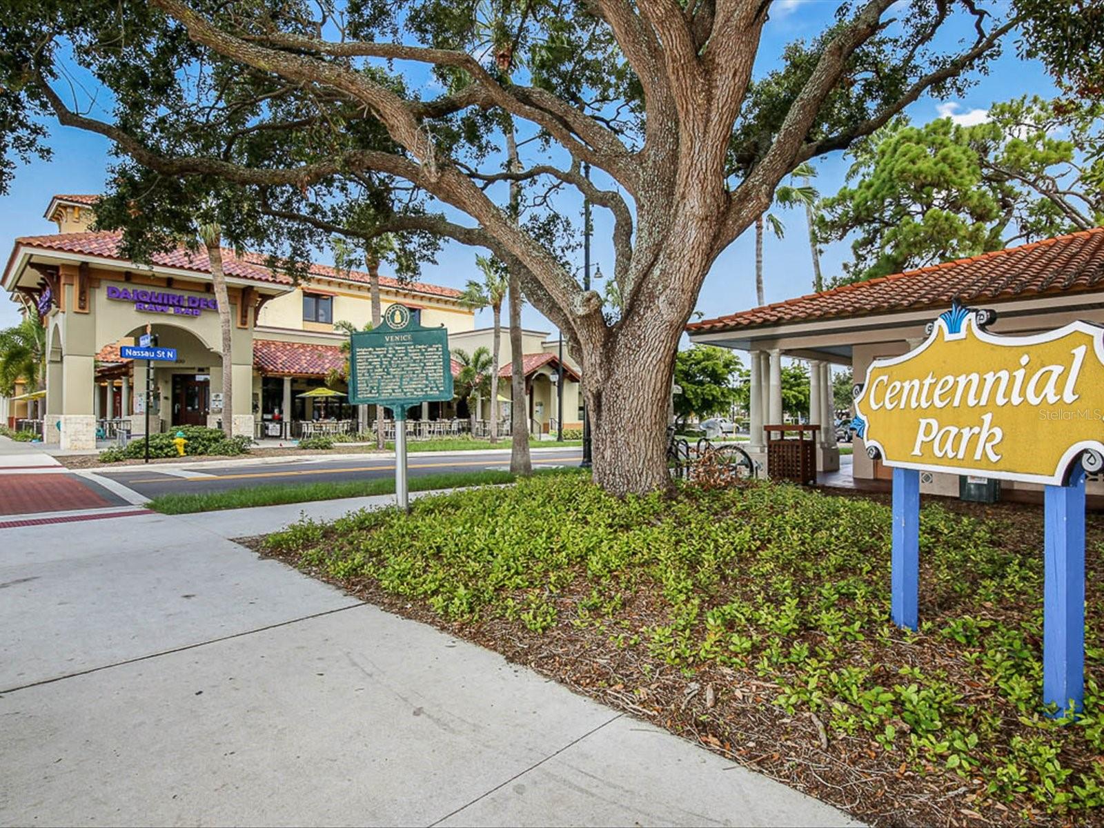 708 TAMIAMI TRL S #105 — photo 35