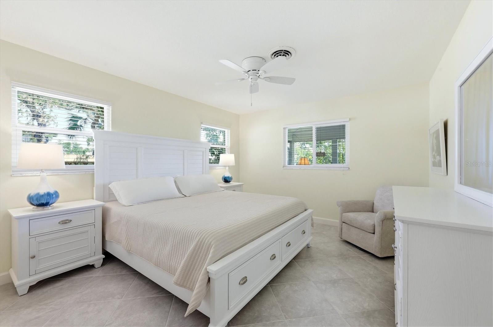 6421 MANASOTA KEY RD — photo 25