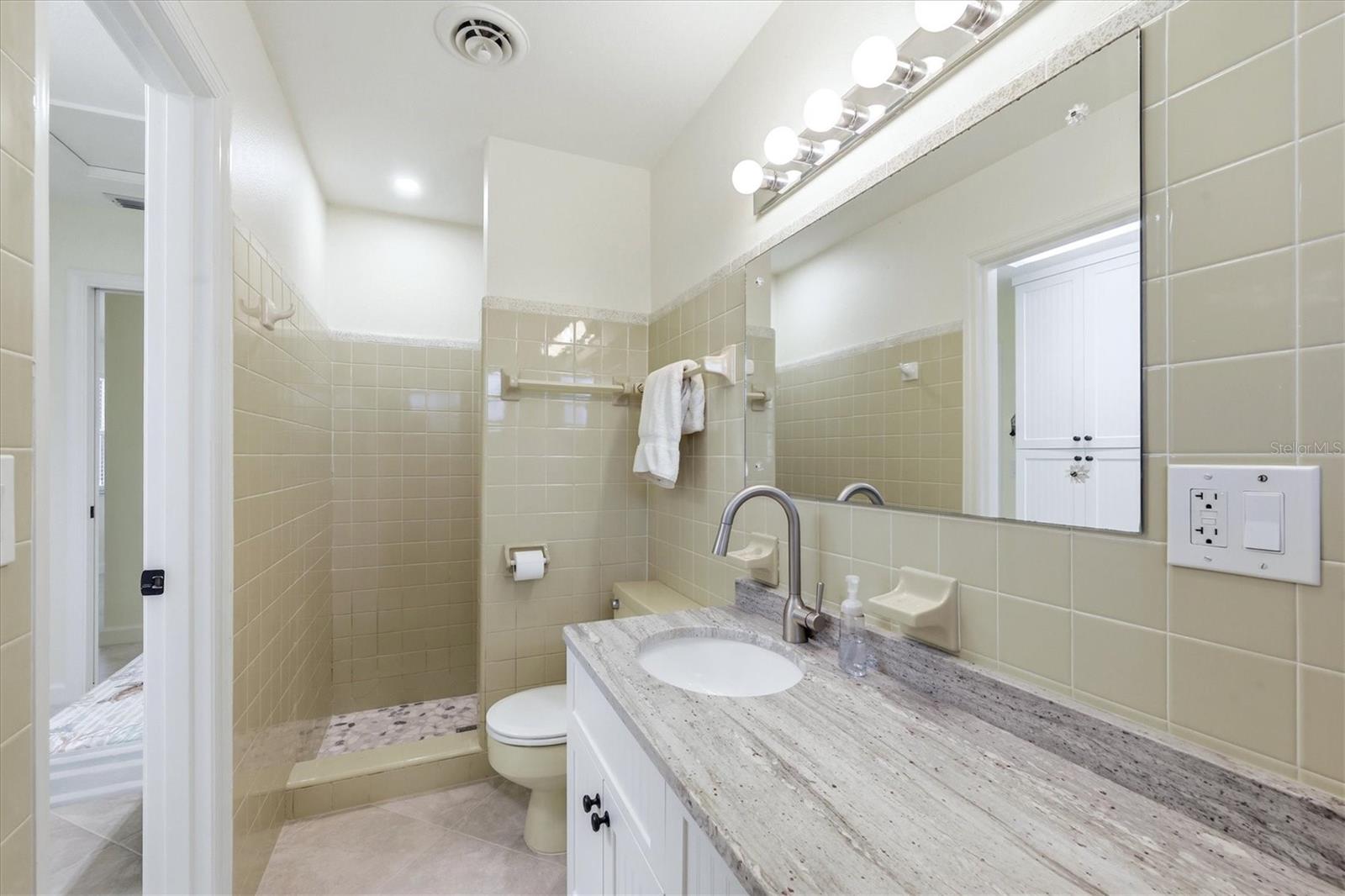 6421 MANASOTA KEY RD — photo 24