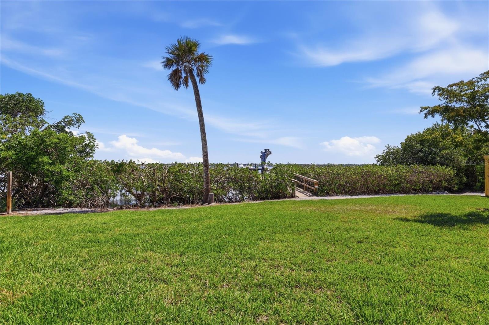 6421 MANASOTA KEY RD — photo 39