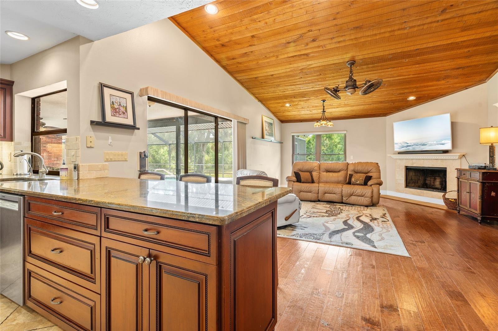 140 COWPEN LN — photo 12