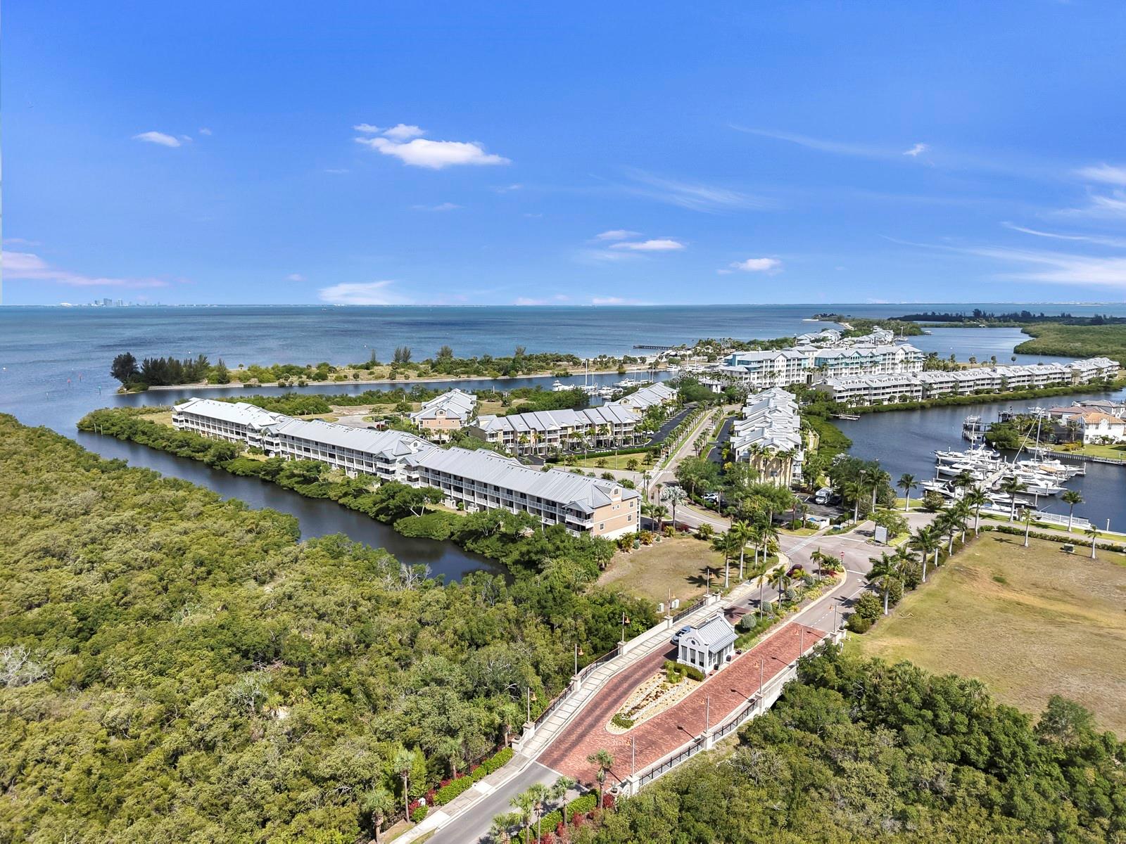3202 MANGROVE POINT DR — photo 9