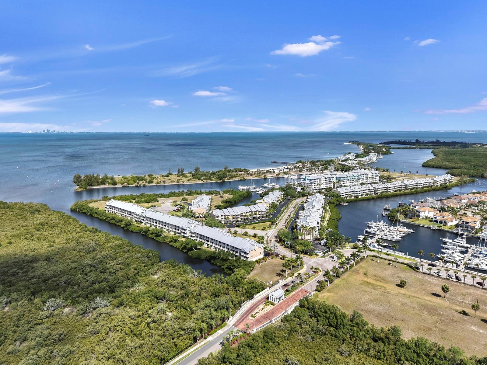 3202 MANGROVE POINT DR — photo 3