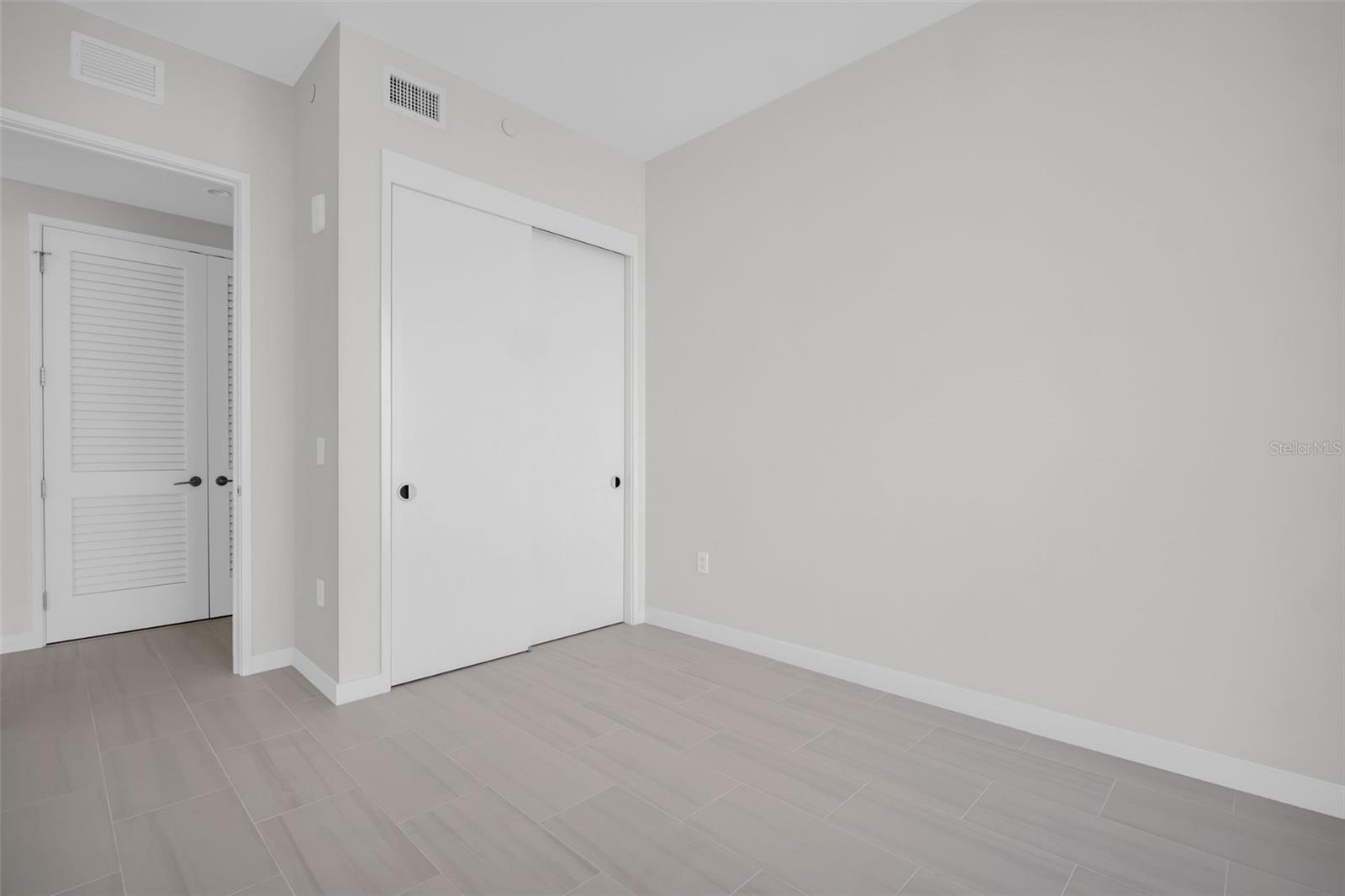 400 CENTRAL AVE #3603 — photo 43