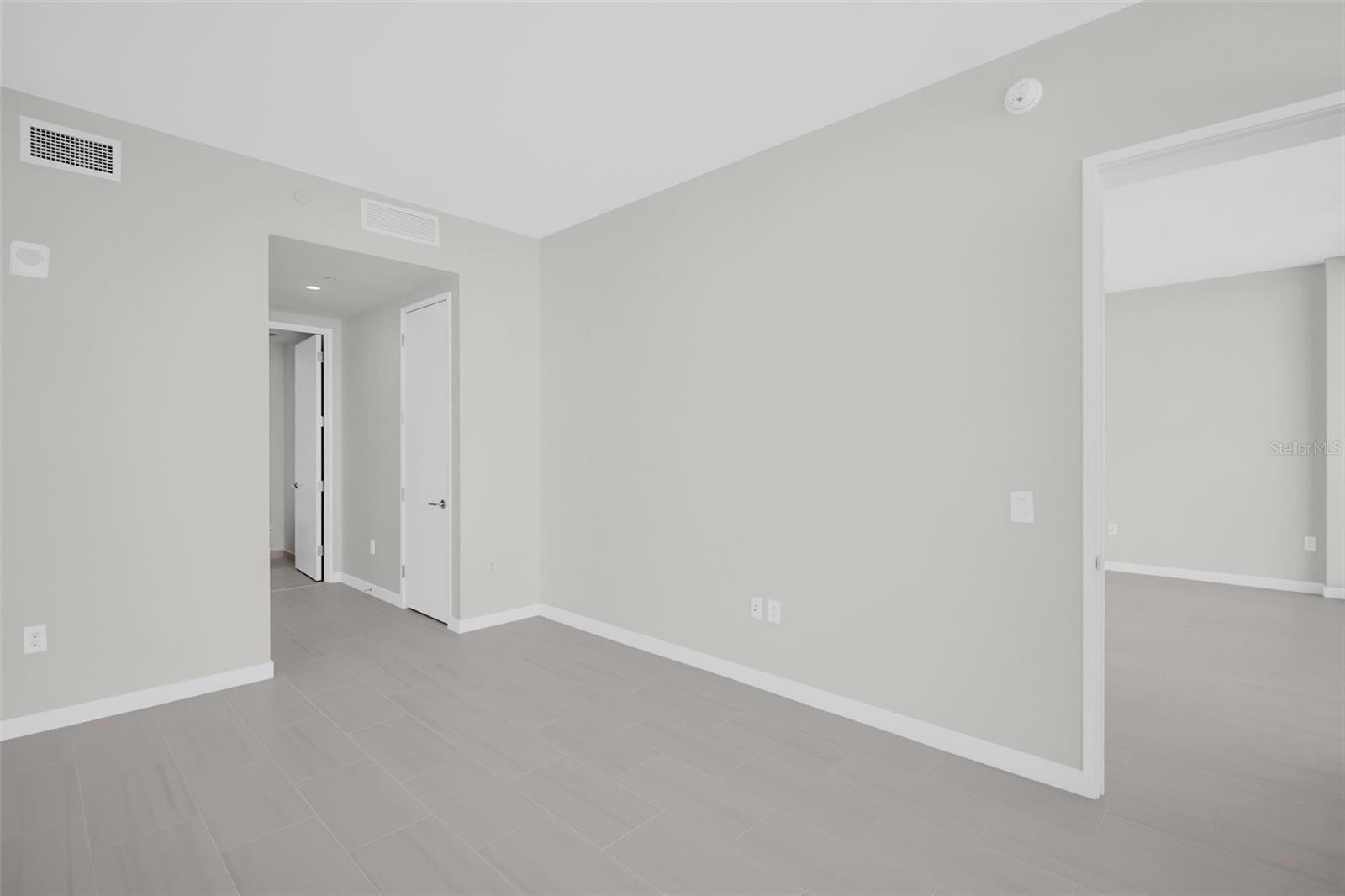 400 CENTRAL AVE #3603 — photo 21