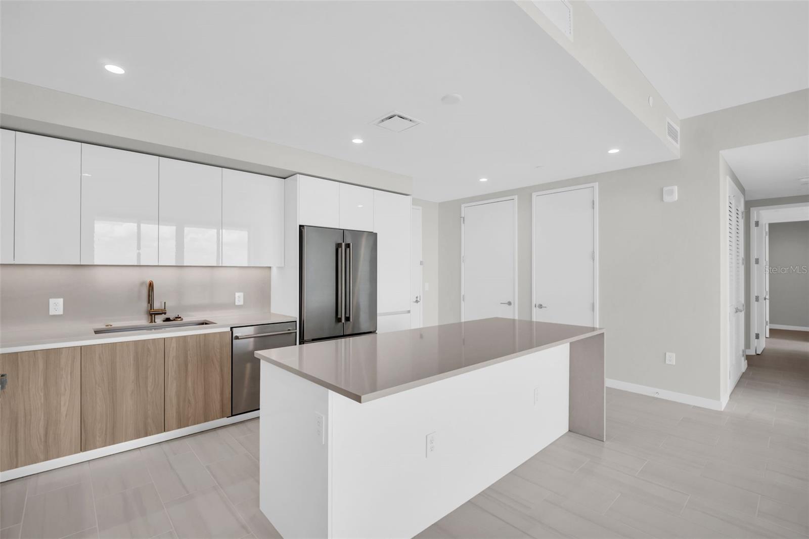 400 CENTRAL AVE #3603 — photo 7