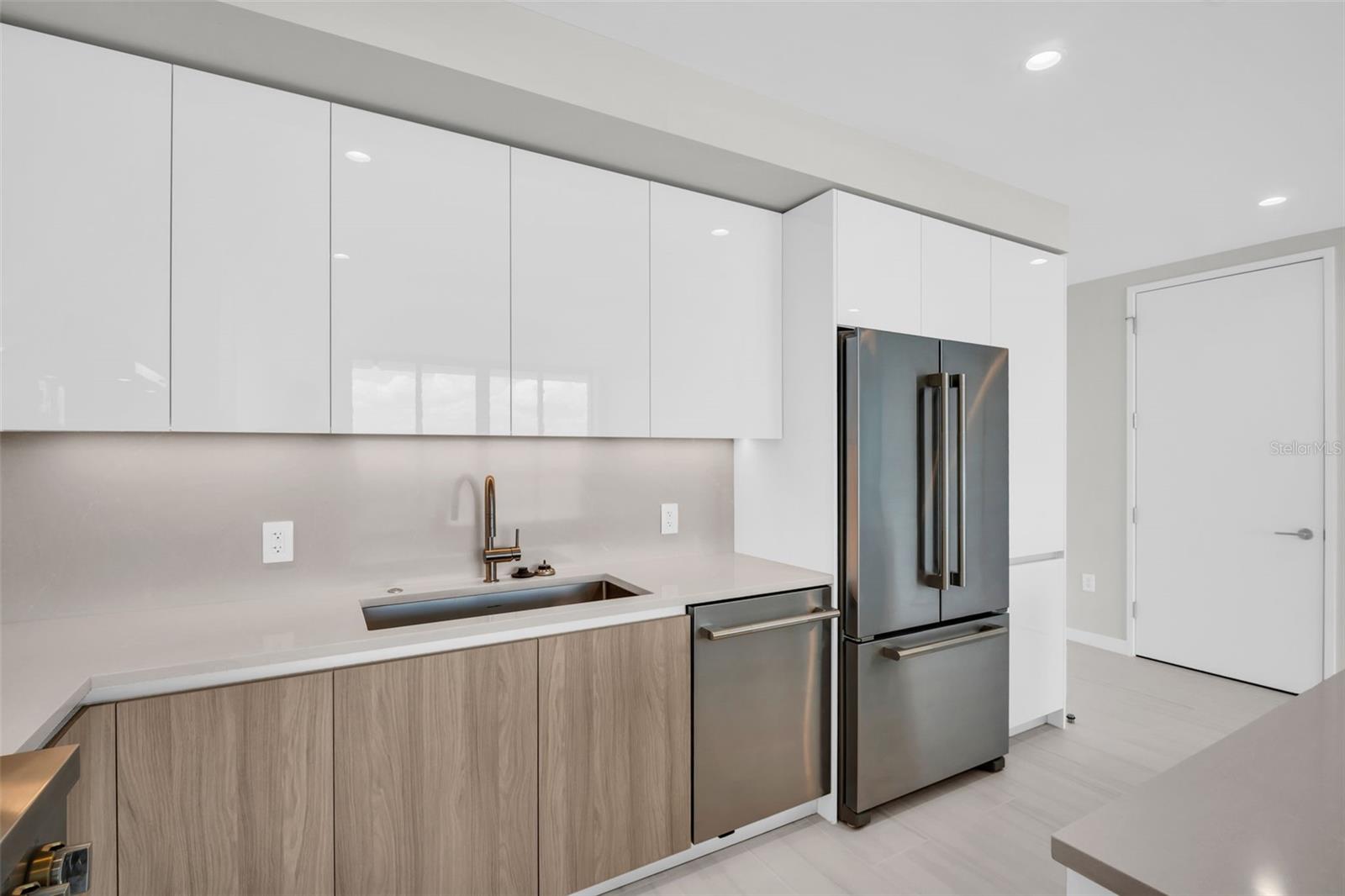 400 CENTRAL AVE #3603 — photo 5