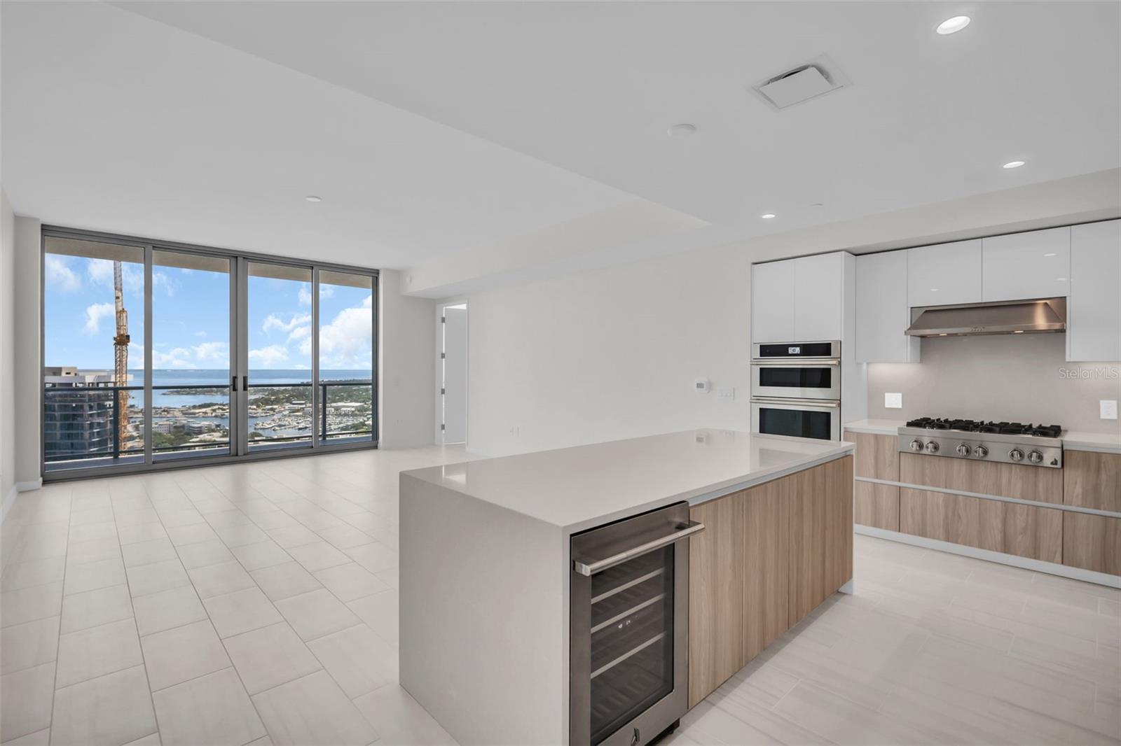400 CENTRAL AVE #3603 — photo 3