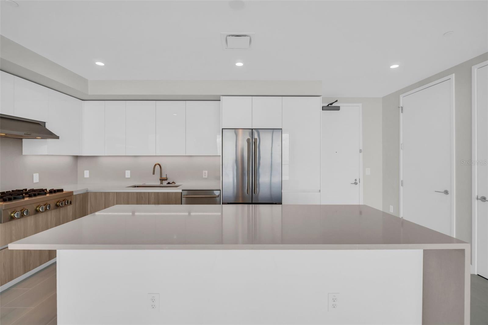 400 CENTRAL AVE #3603 — photo 9