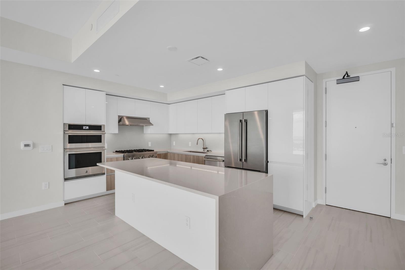 400 CENTRAL AVE #3603 — photo 11