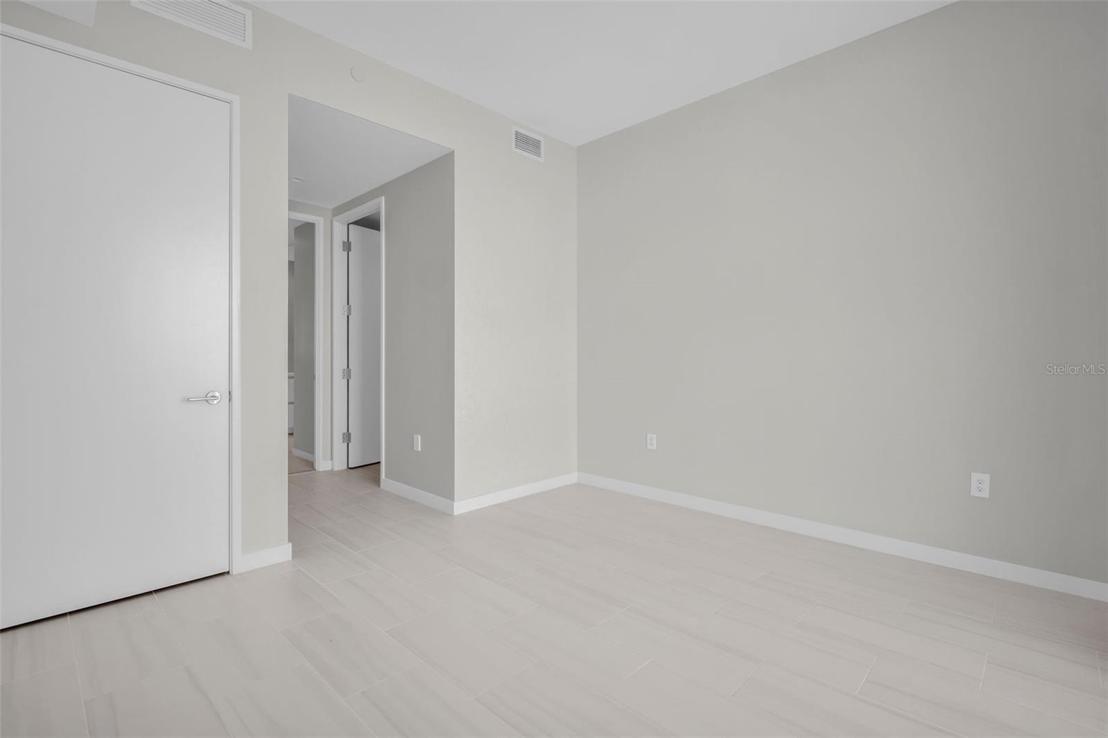 400 CENTRAL AVE #3603 — photo 35