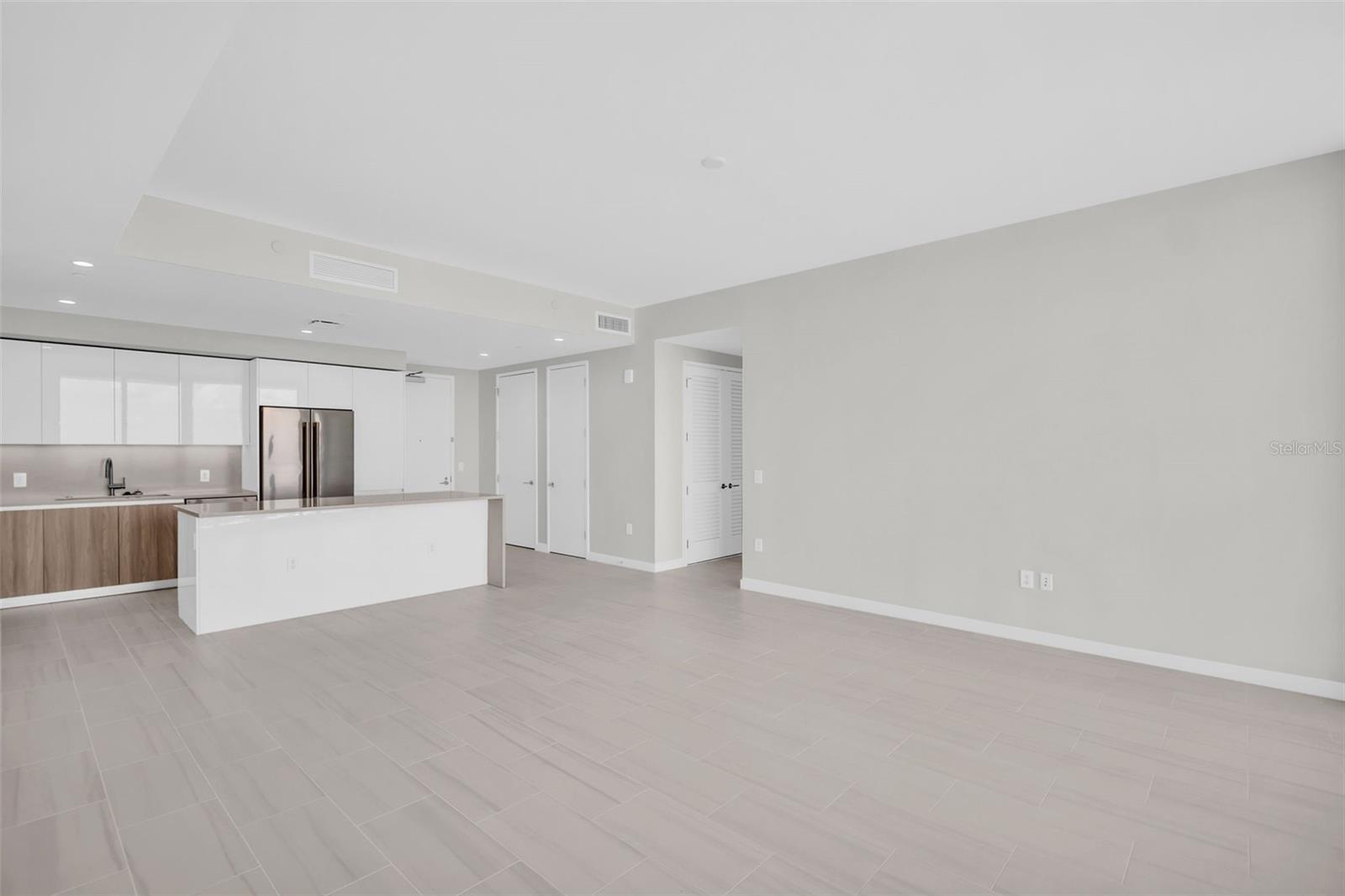400 CENTRAL AVE #3603 — photo 16