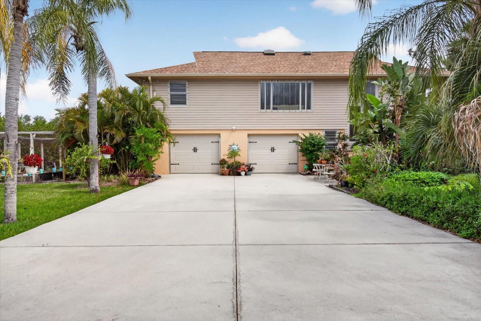 4190 STROMBUS RD — photo 3