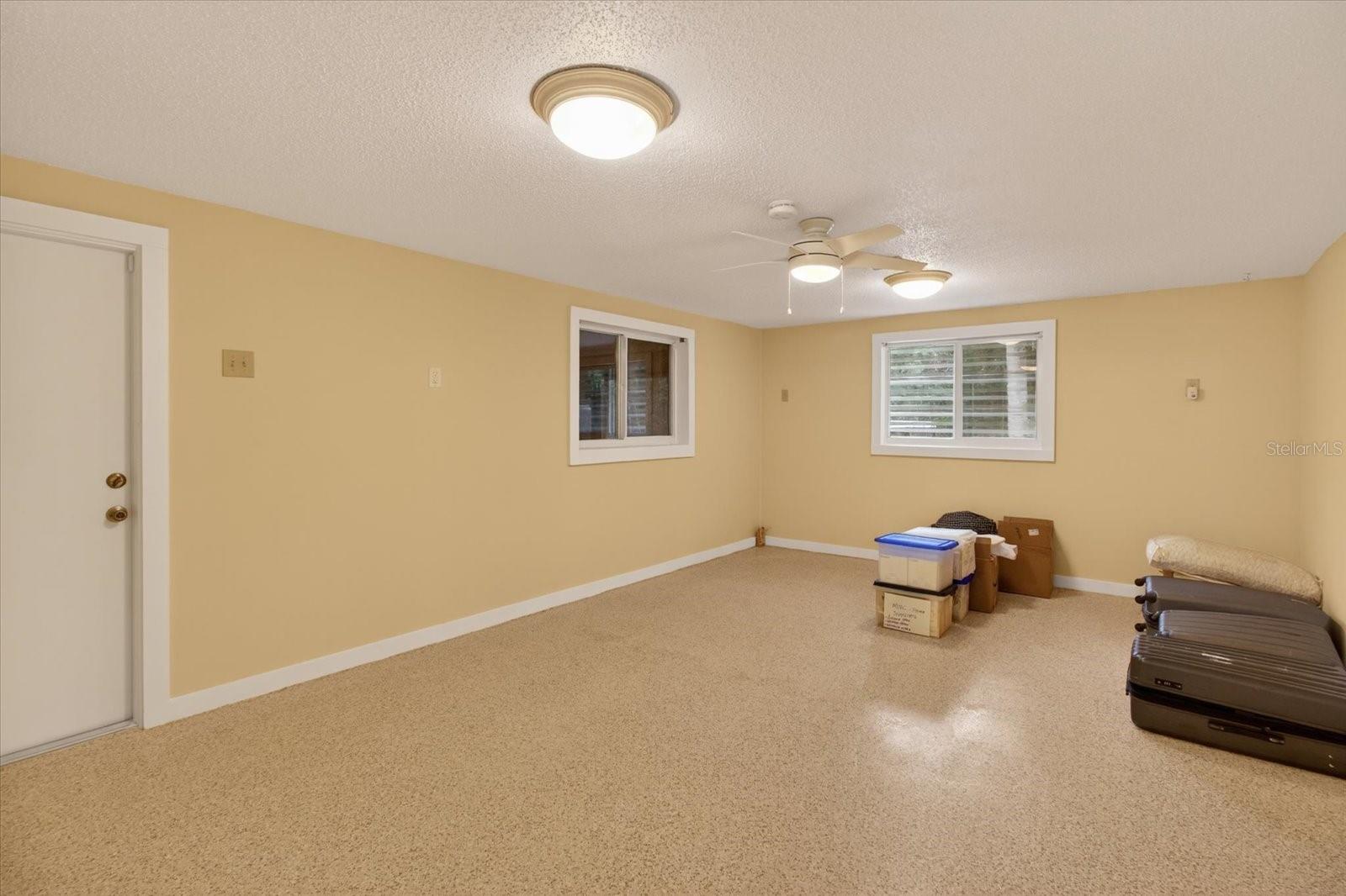 4190 STROMBUS RD — photo 31