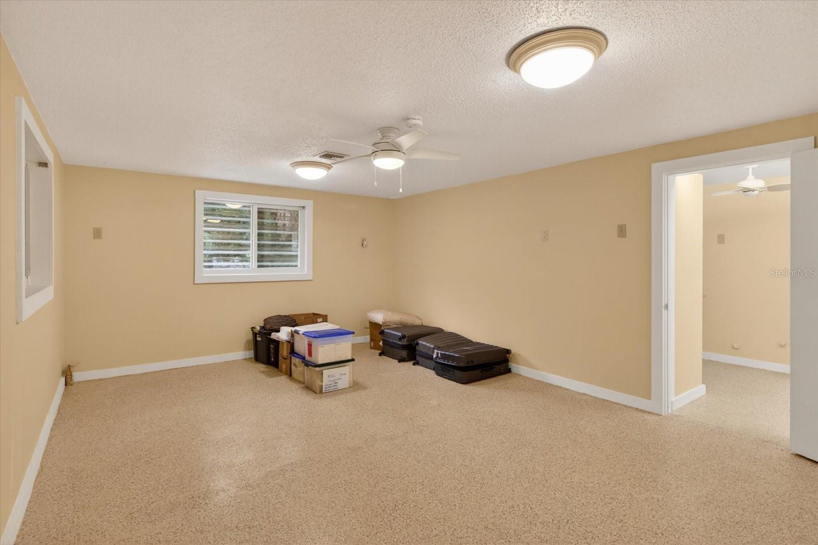 4190 STROMBUS RD — photo 32