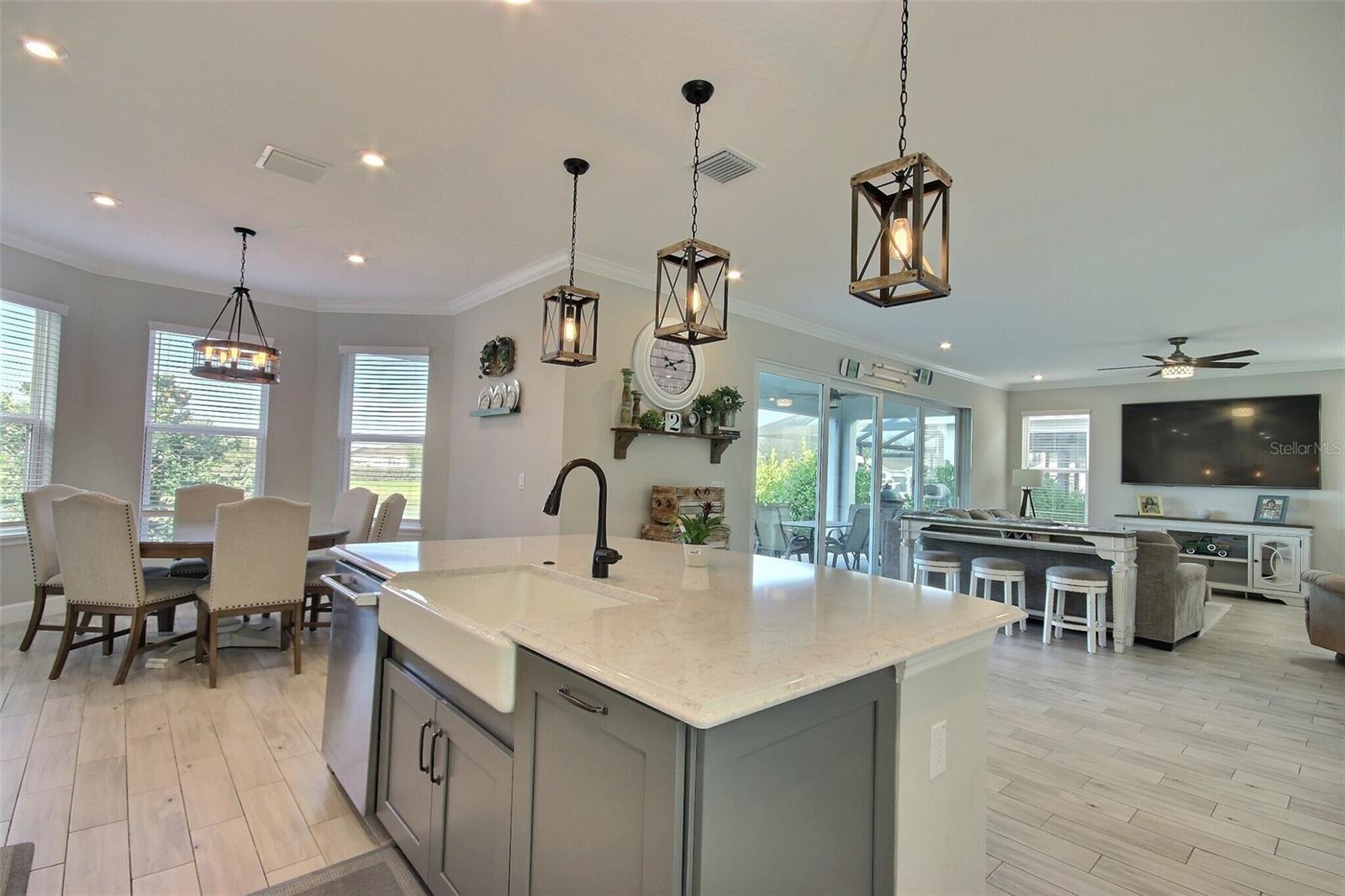 10563 PIEDRA DR — photo 9