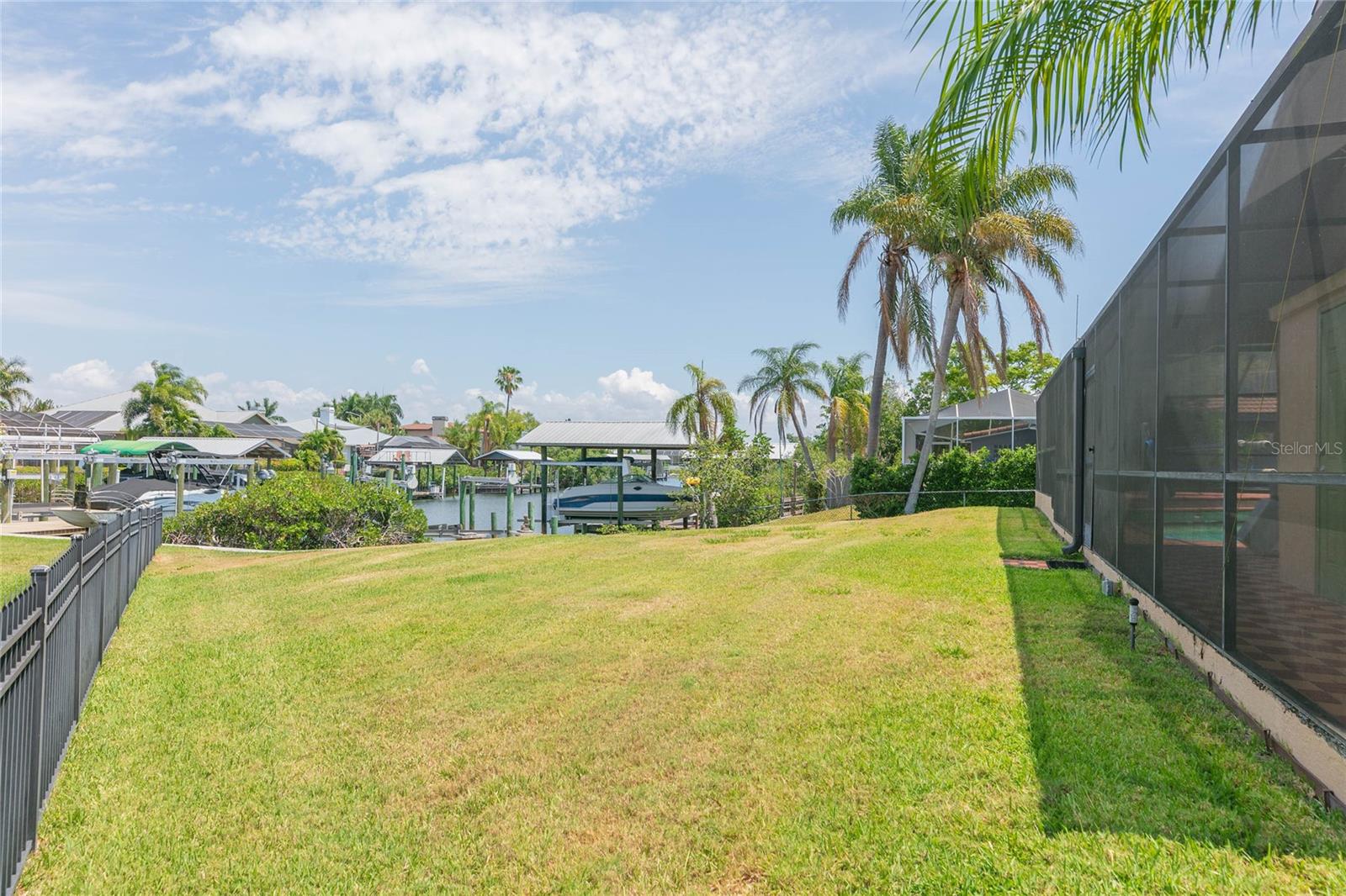 6602 SEABIRD WAY — photo 33