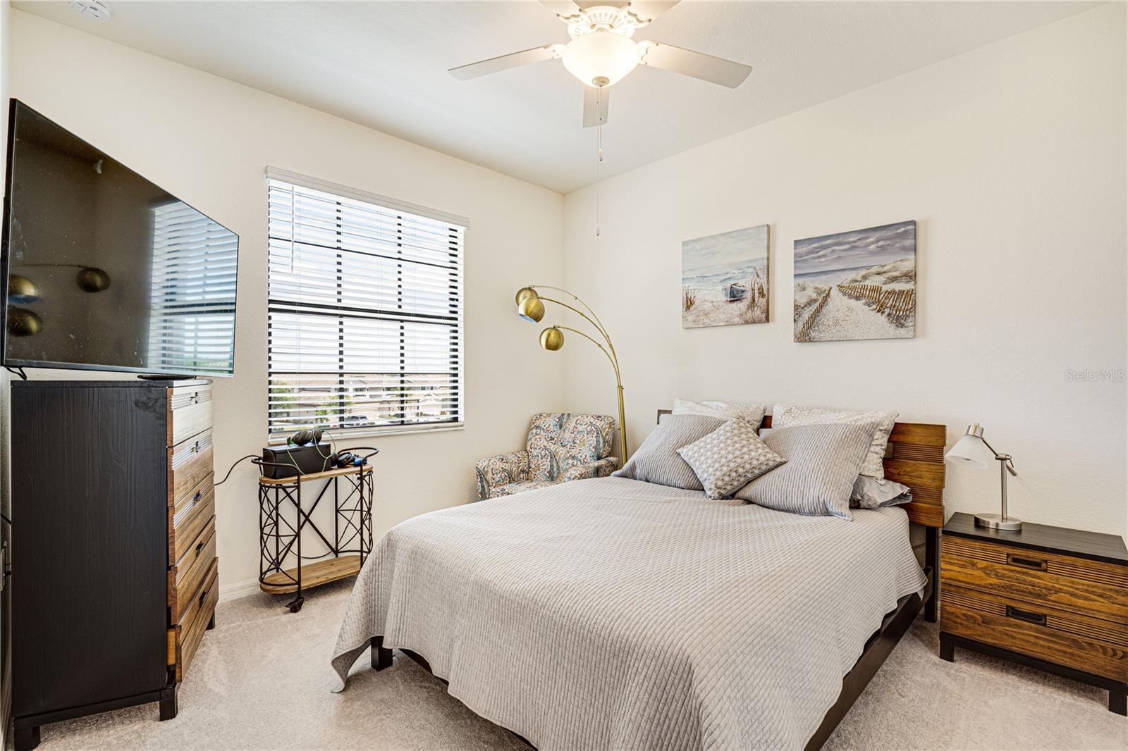 17724 GAWTHROP DR #301 — photo 33