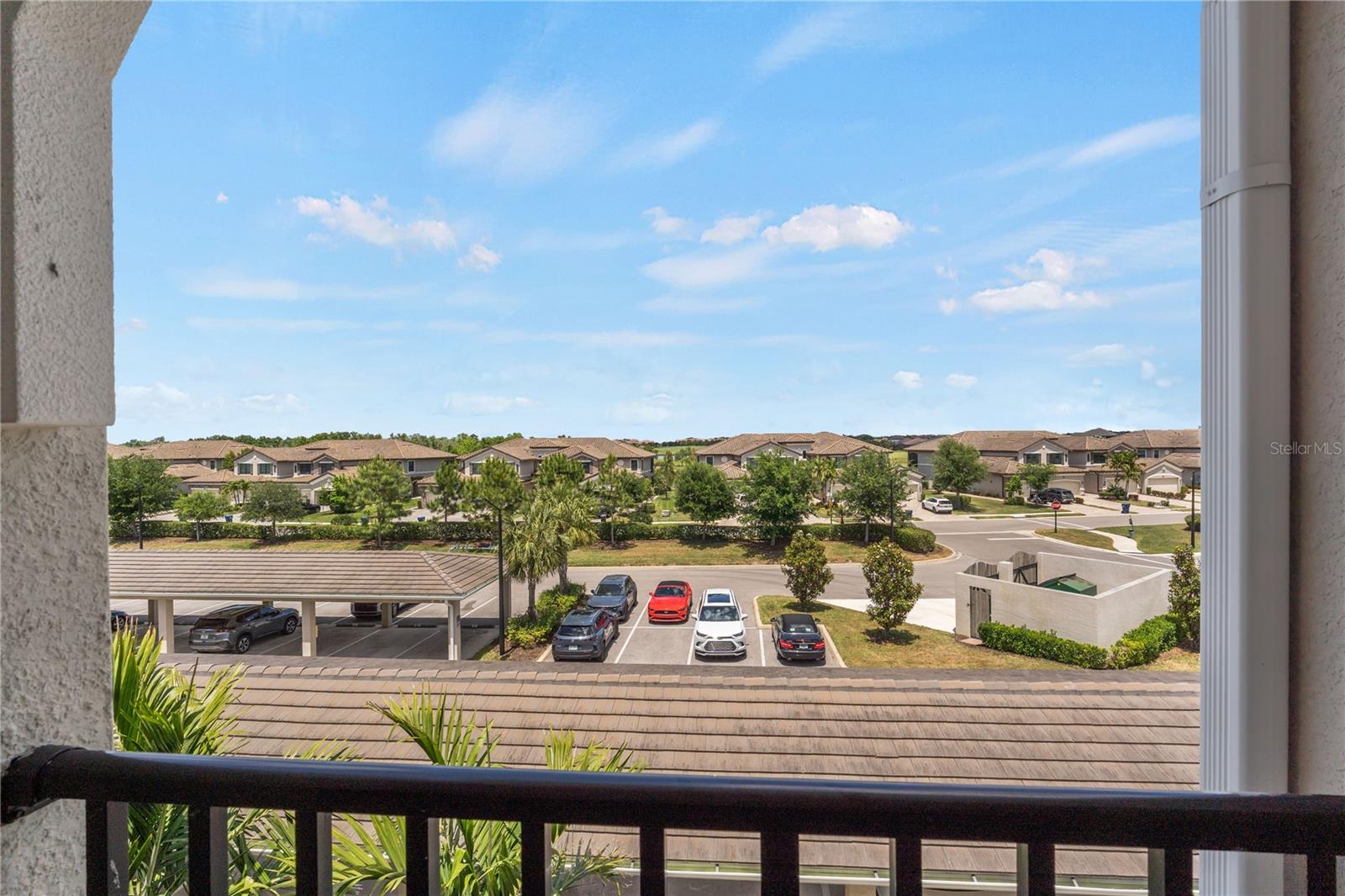 17724 GAWTHROP DR #301 — photo 37