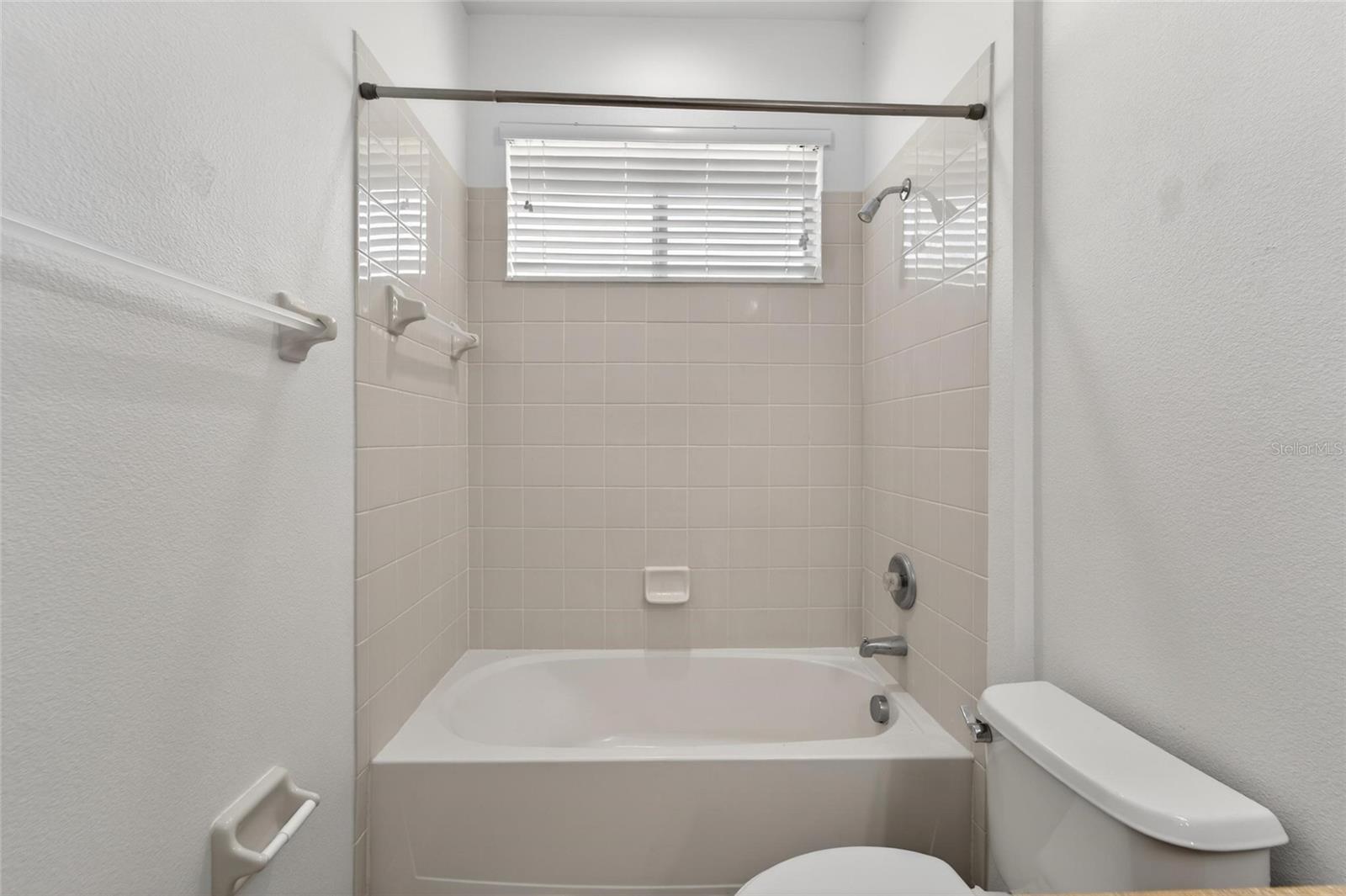 2309 SILVER TRUMPET CT — photo 29