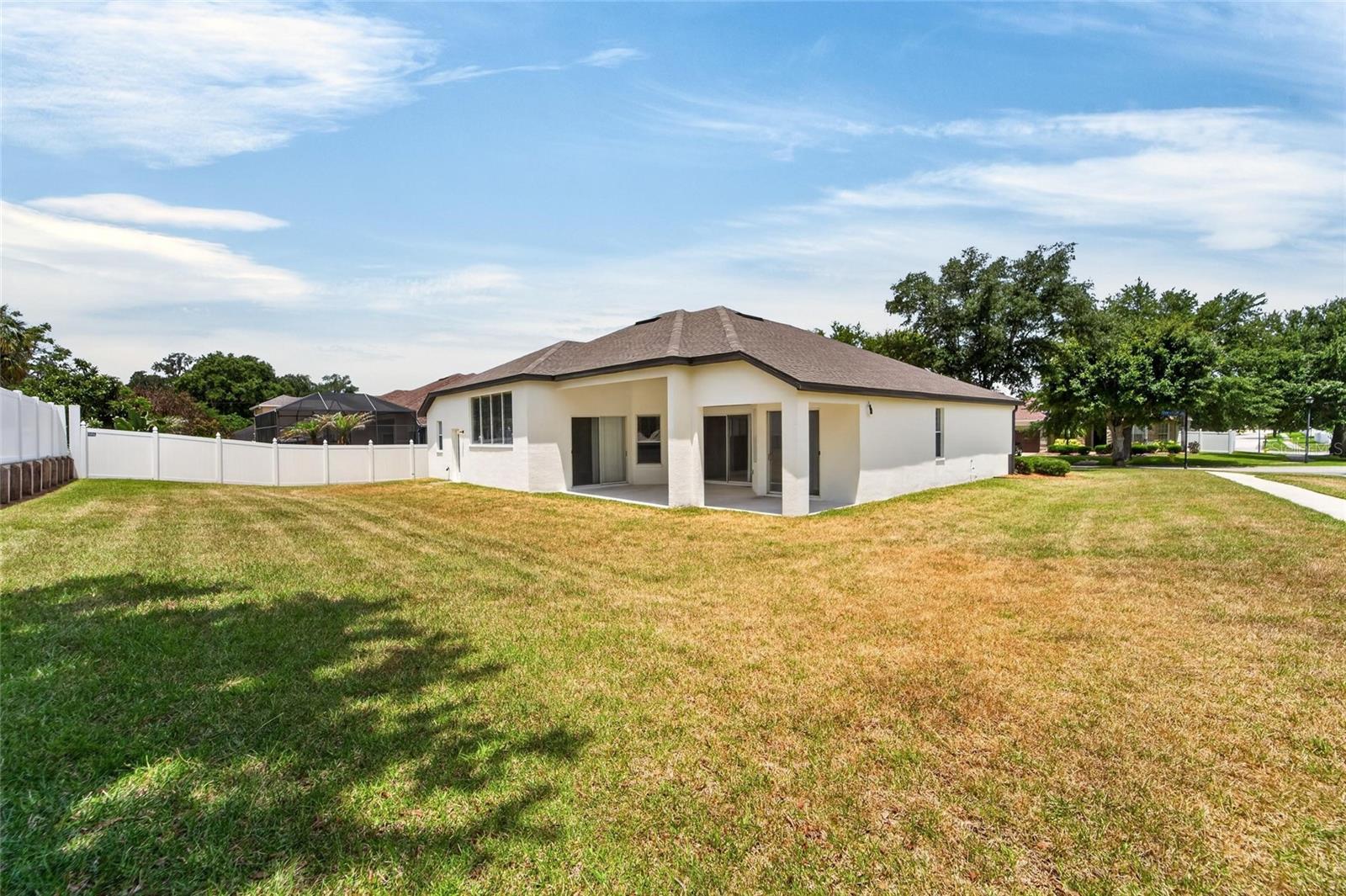 2309 SILVER TRUMPET CT — photo 52
