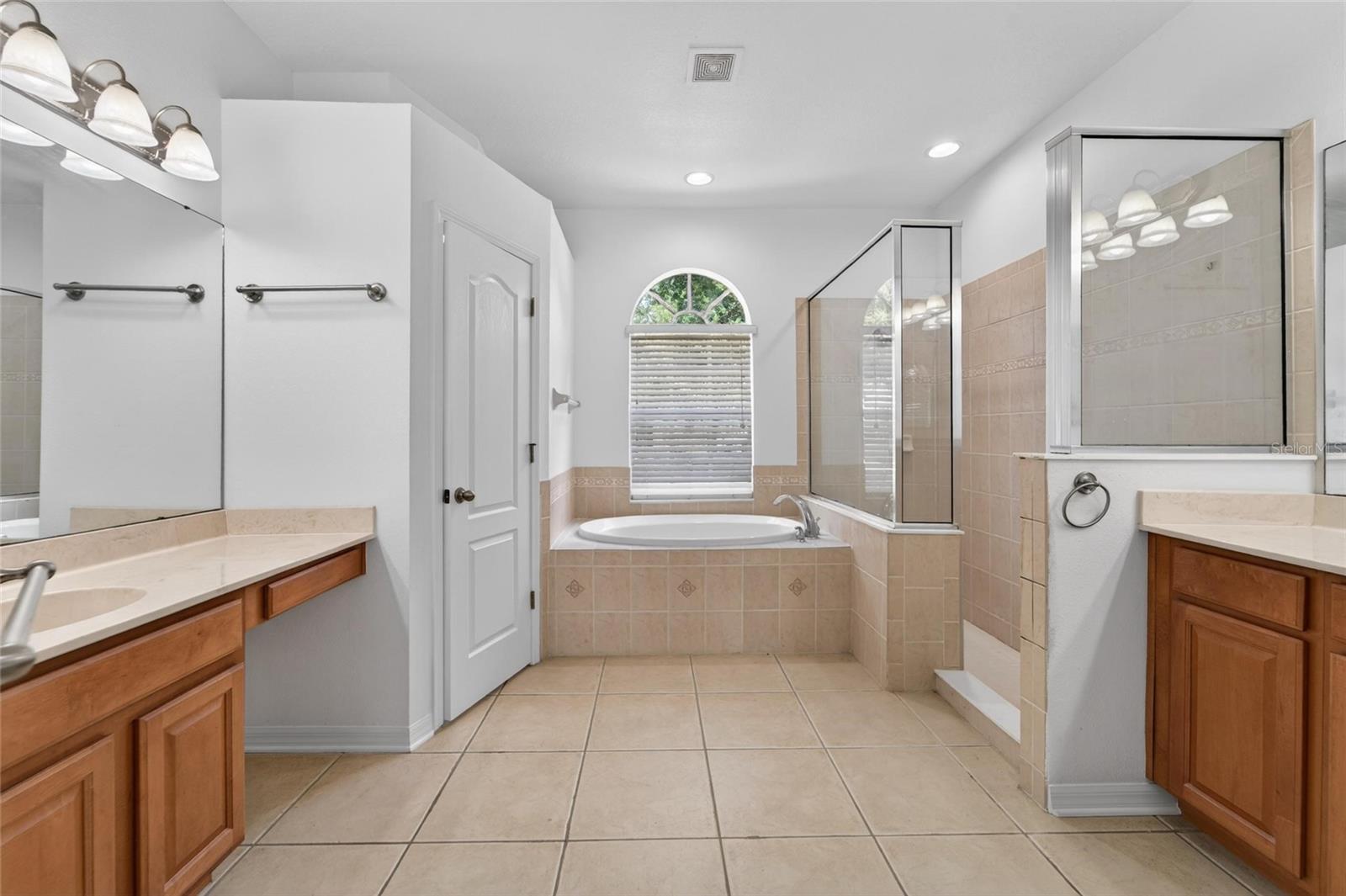 2309 SILVER TRUMPET CT — photo 15