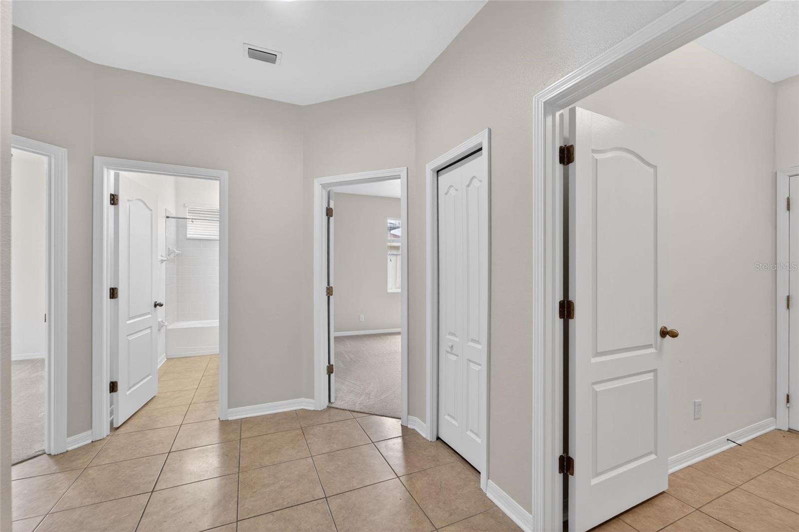 2309 SILVER TRUMPET CT — photo 24
