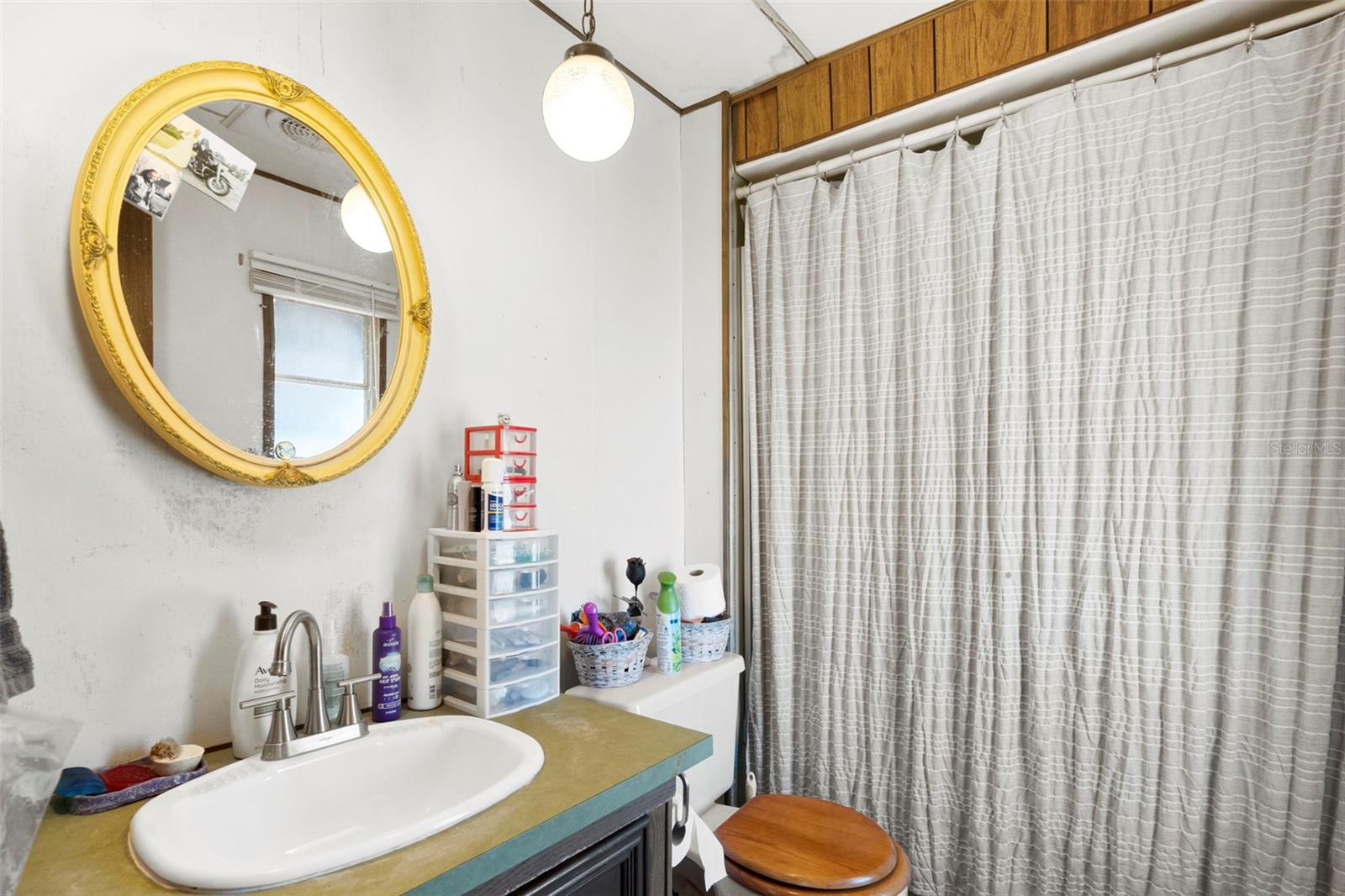 10220 WELLINGTON AVE — photo 31