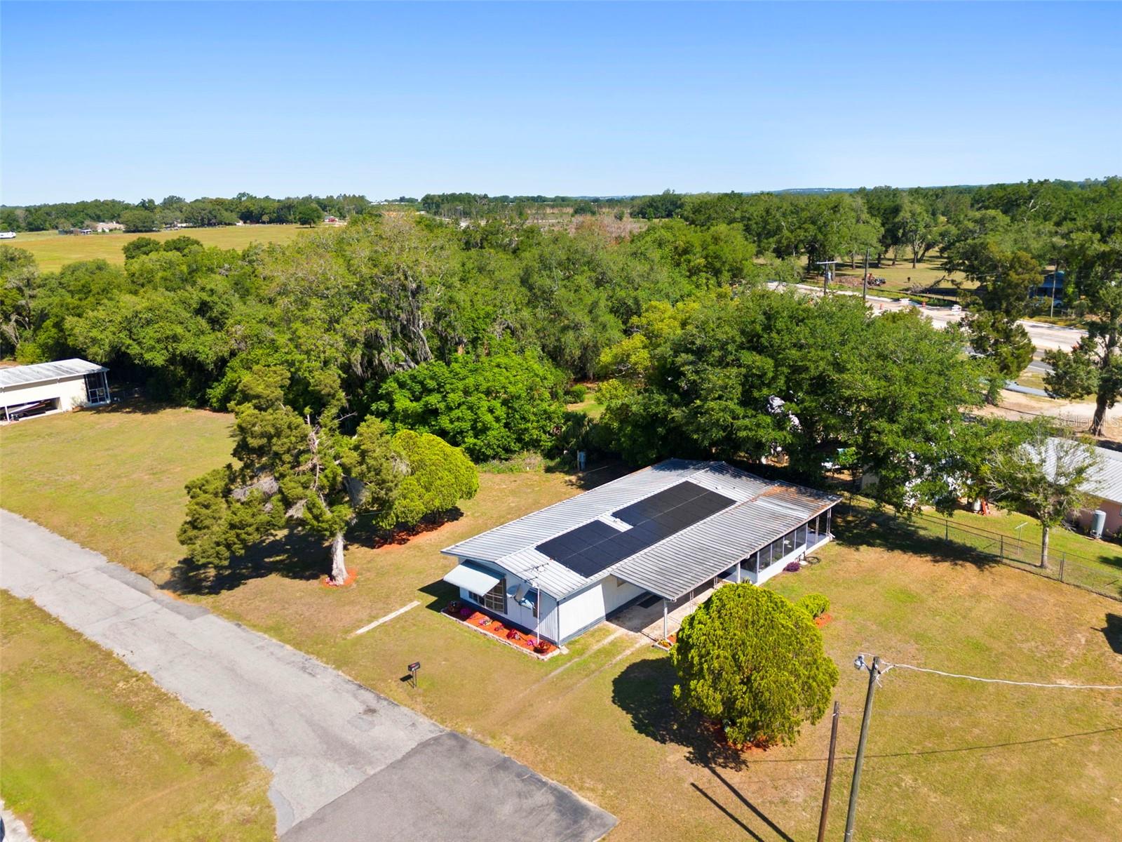 10220 WELLINGTON AVE — photo 3