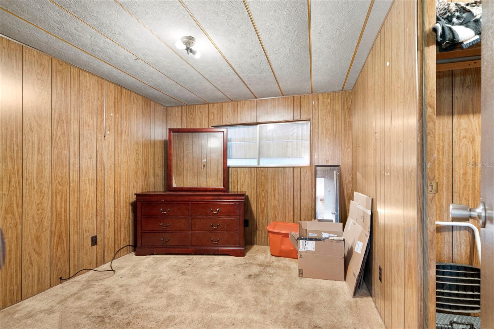 10220 WELLINGTON AVE — photo 28