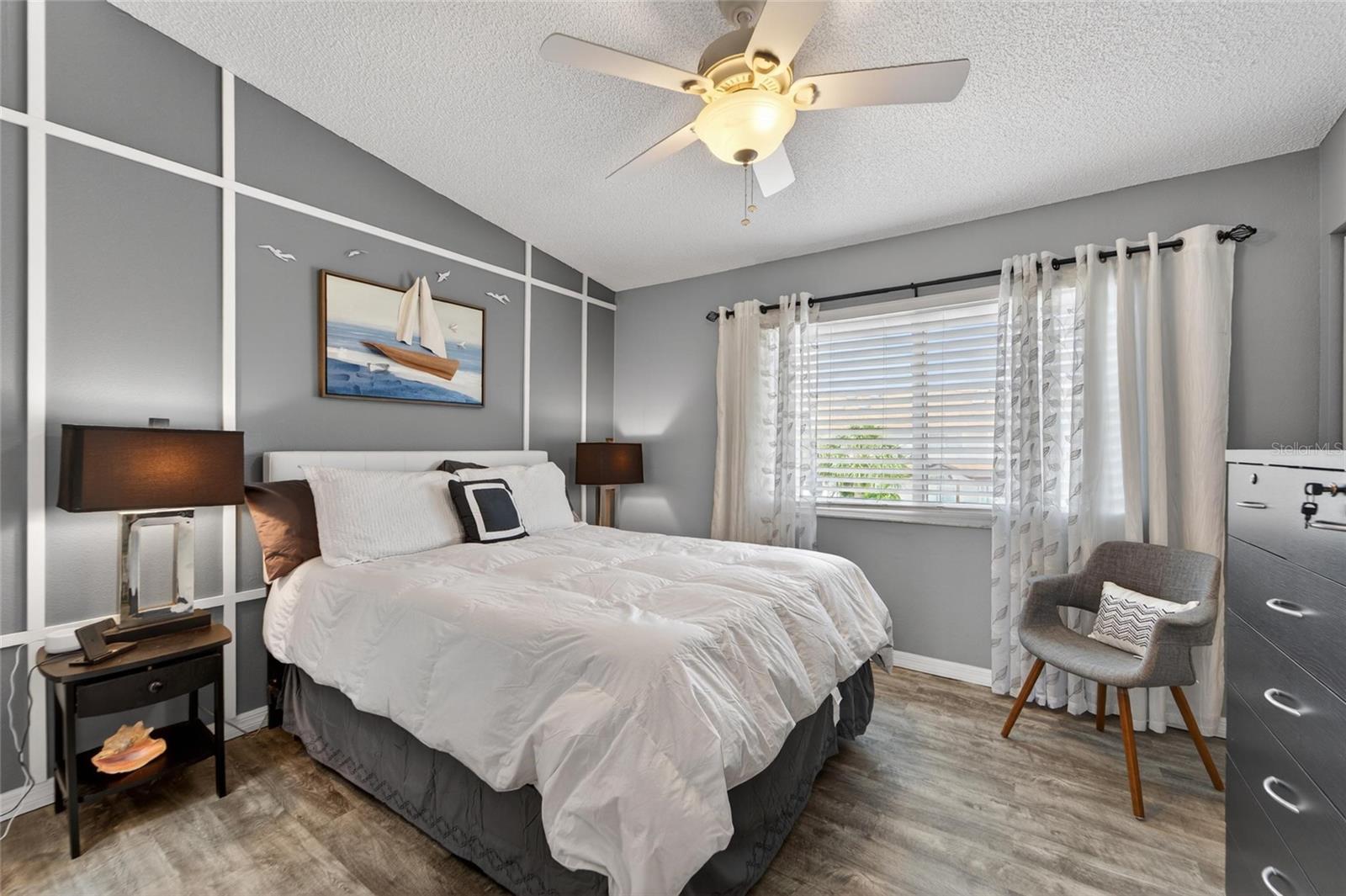 394 MADEIRA CIR — photo 33