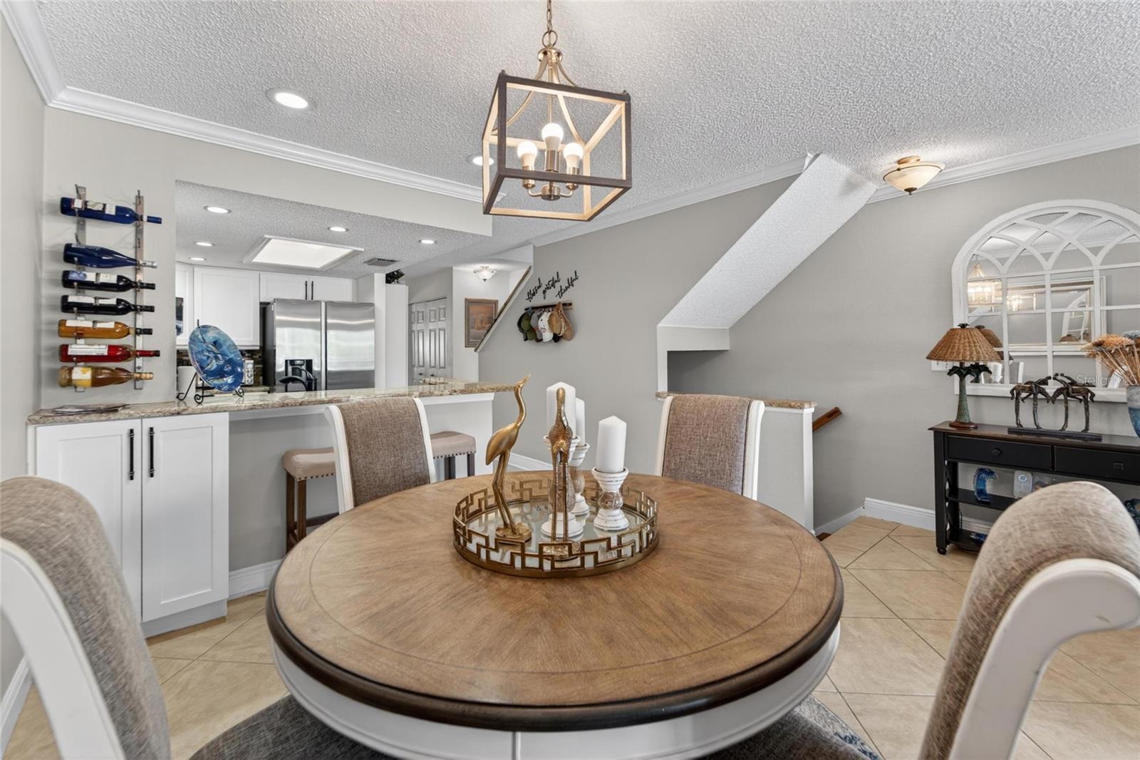 394 MADEIRA CIR — photo 16