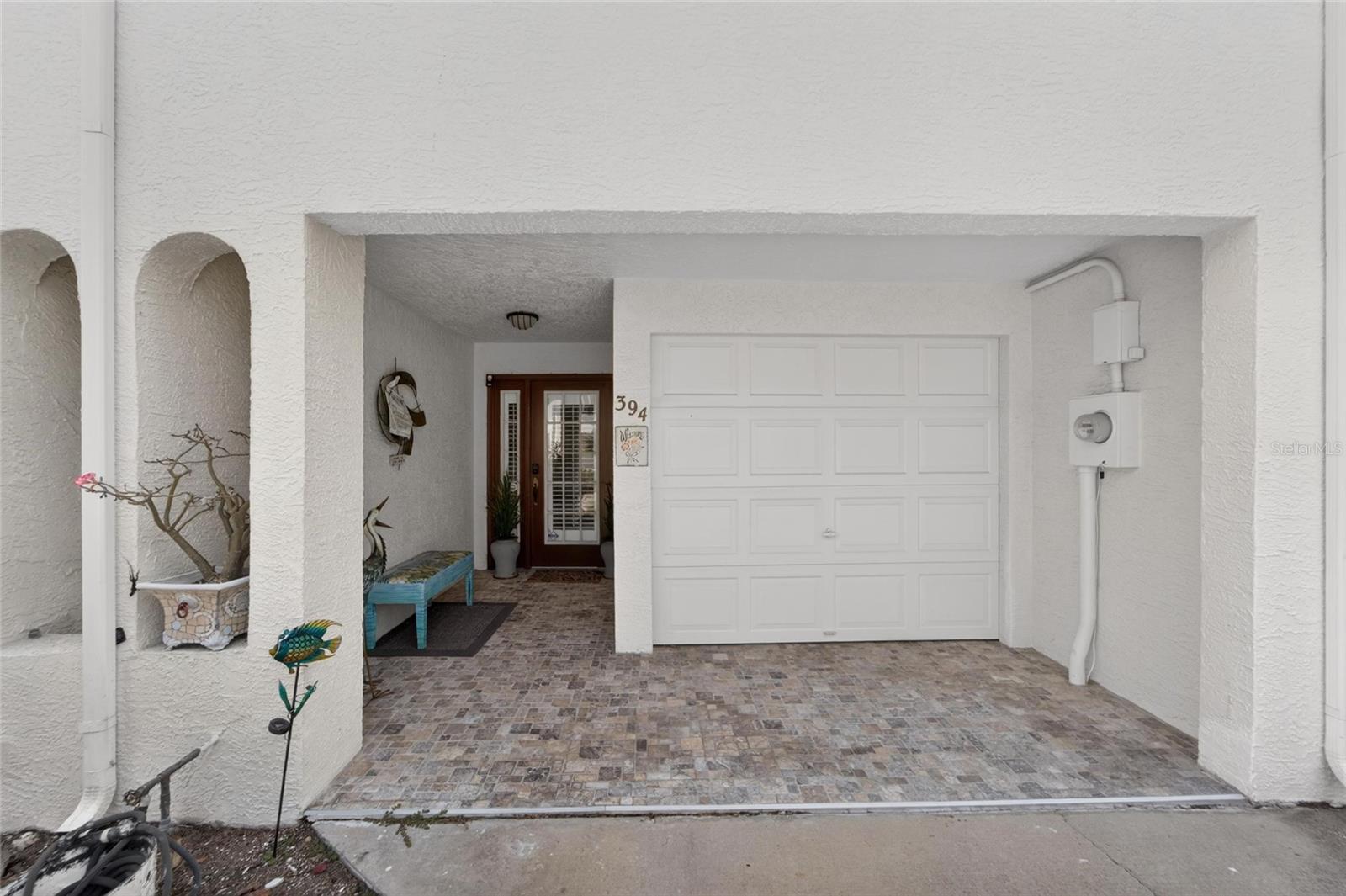 394 MADEIRA CIR — photo 67