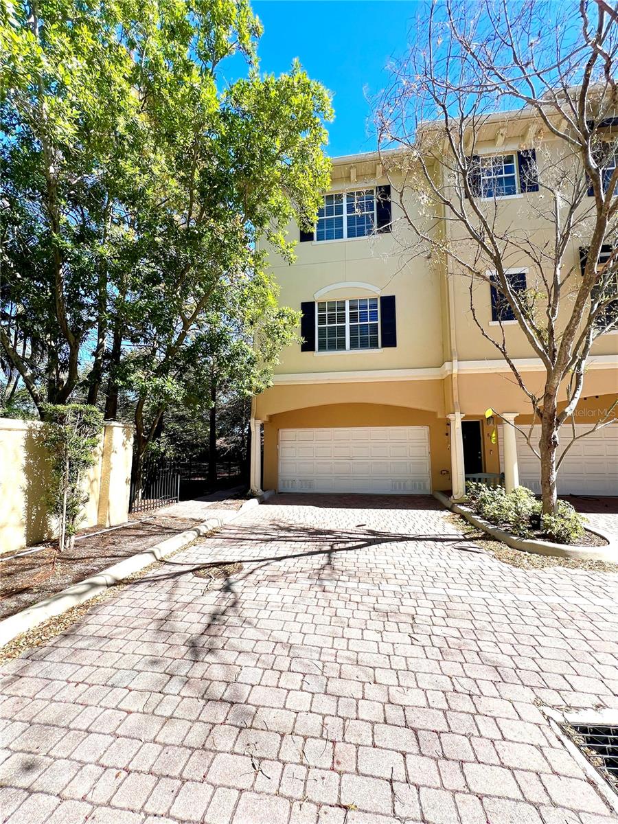 809 HARBOR OAK LN — photo 2