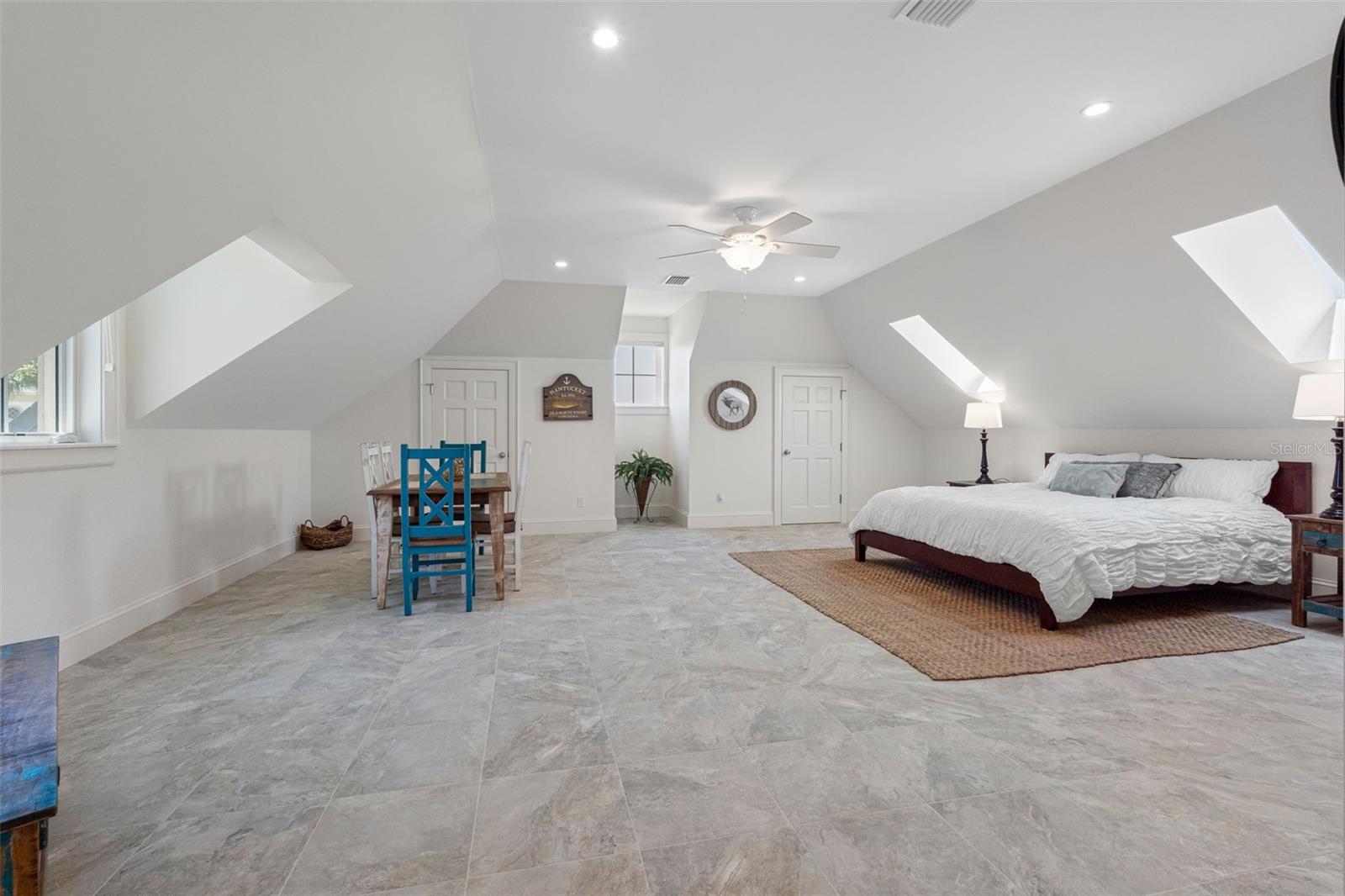 487 MEADOW LARK DR — photo 78