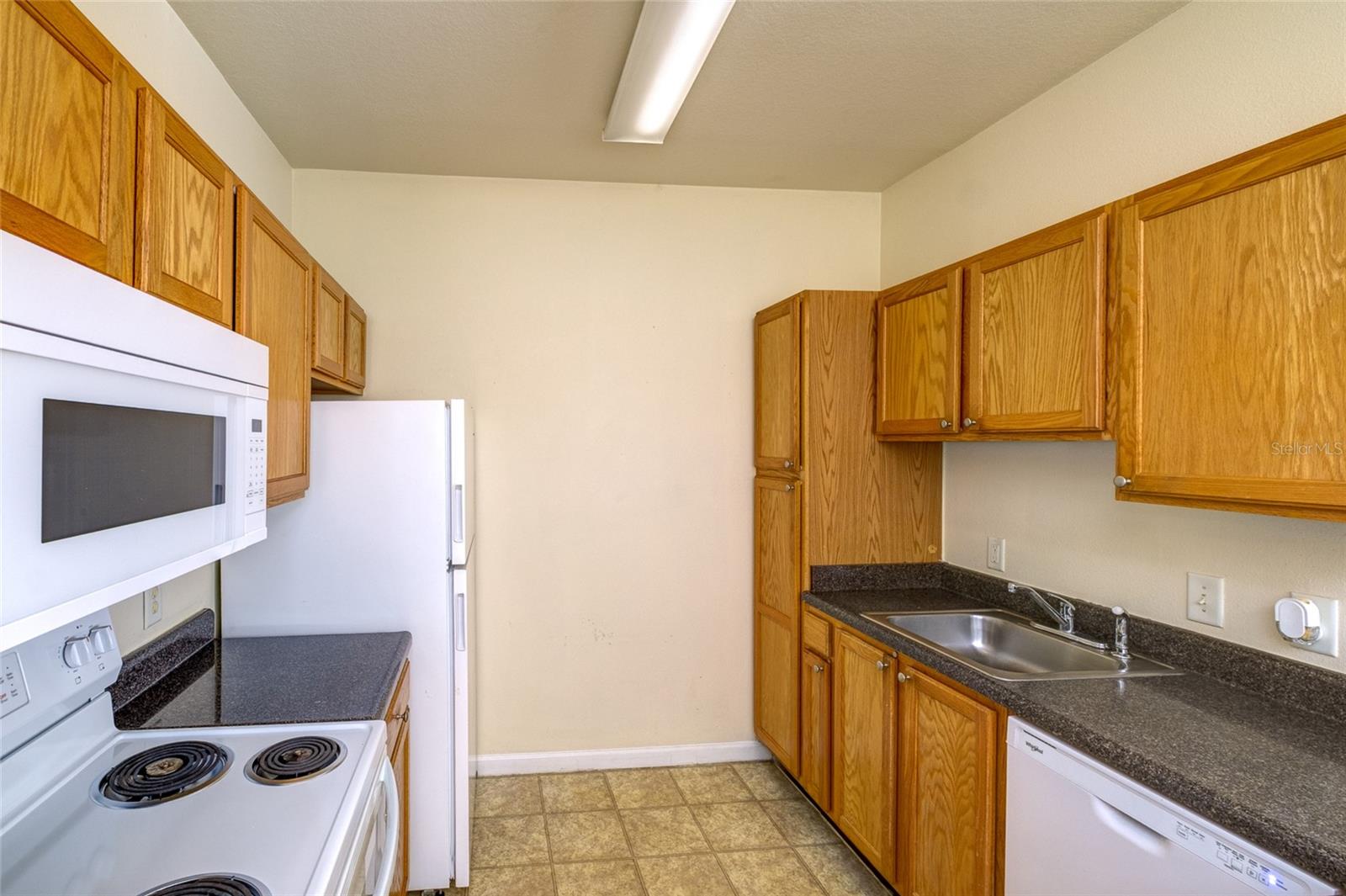 4802 51ST ST W #1015 — photo 9