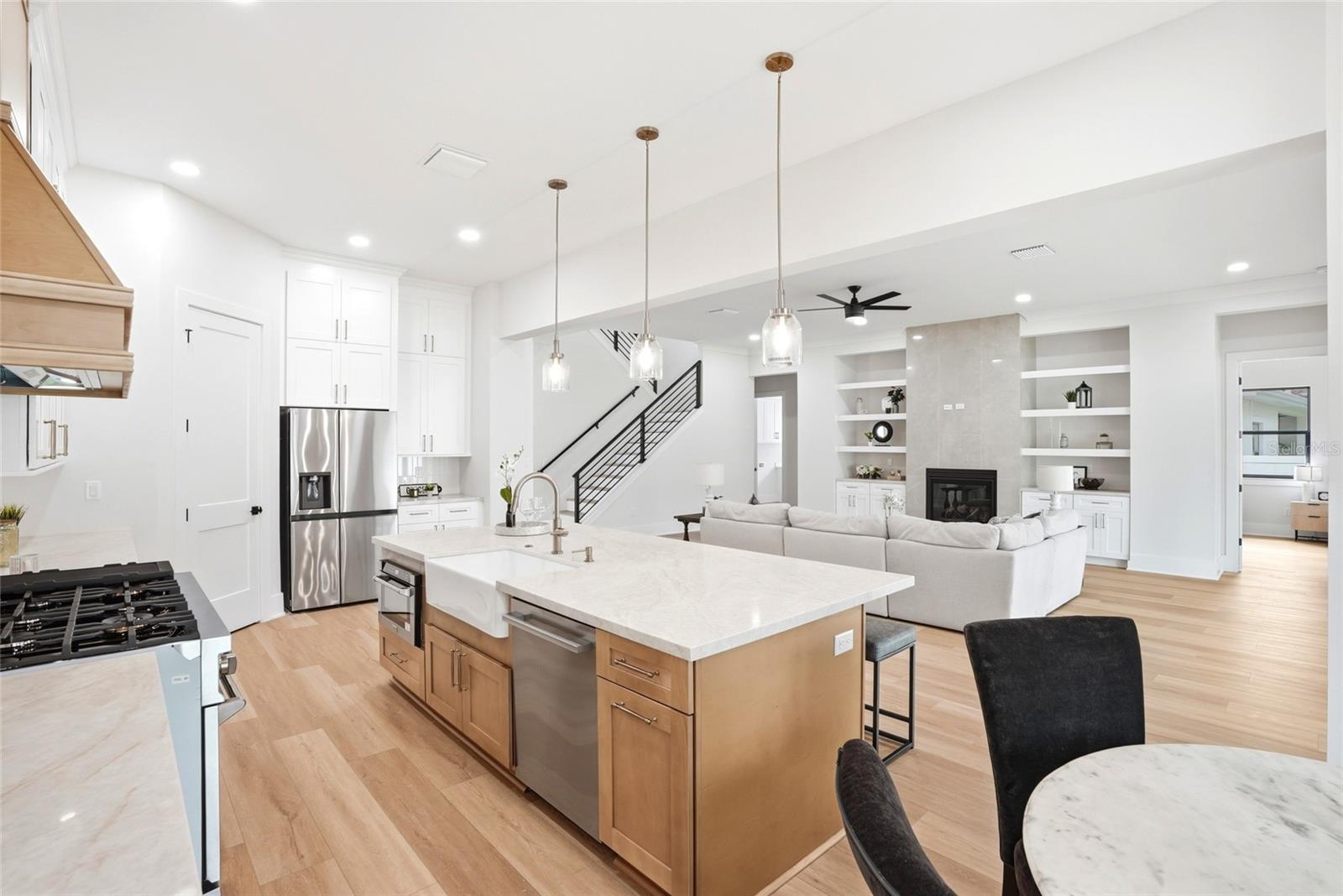 2376 RAJEL AVE — photo 17
