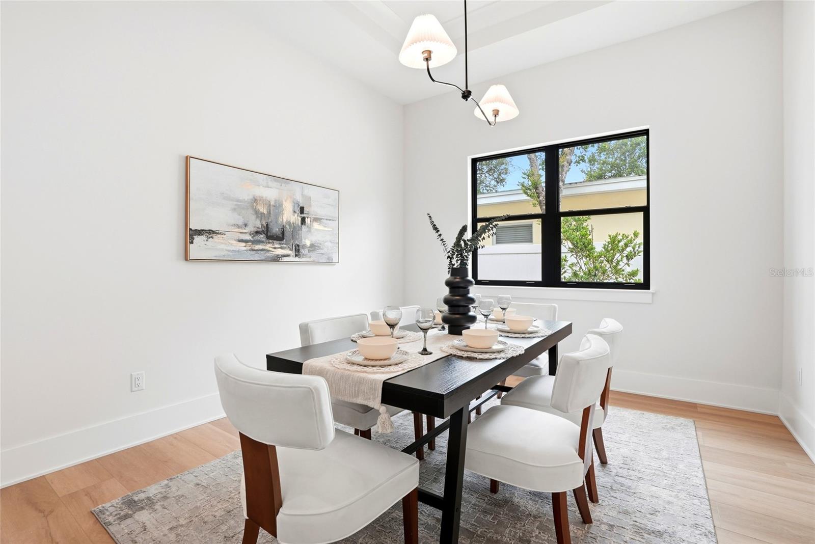 2376 RAJEL AVE — photo 11