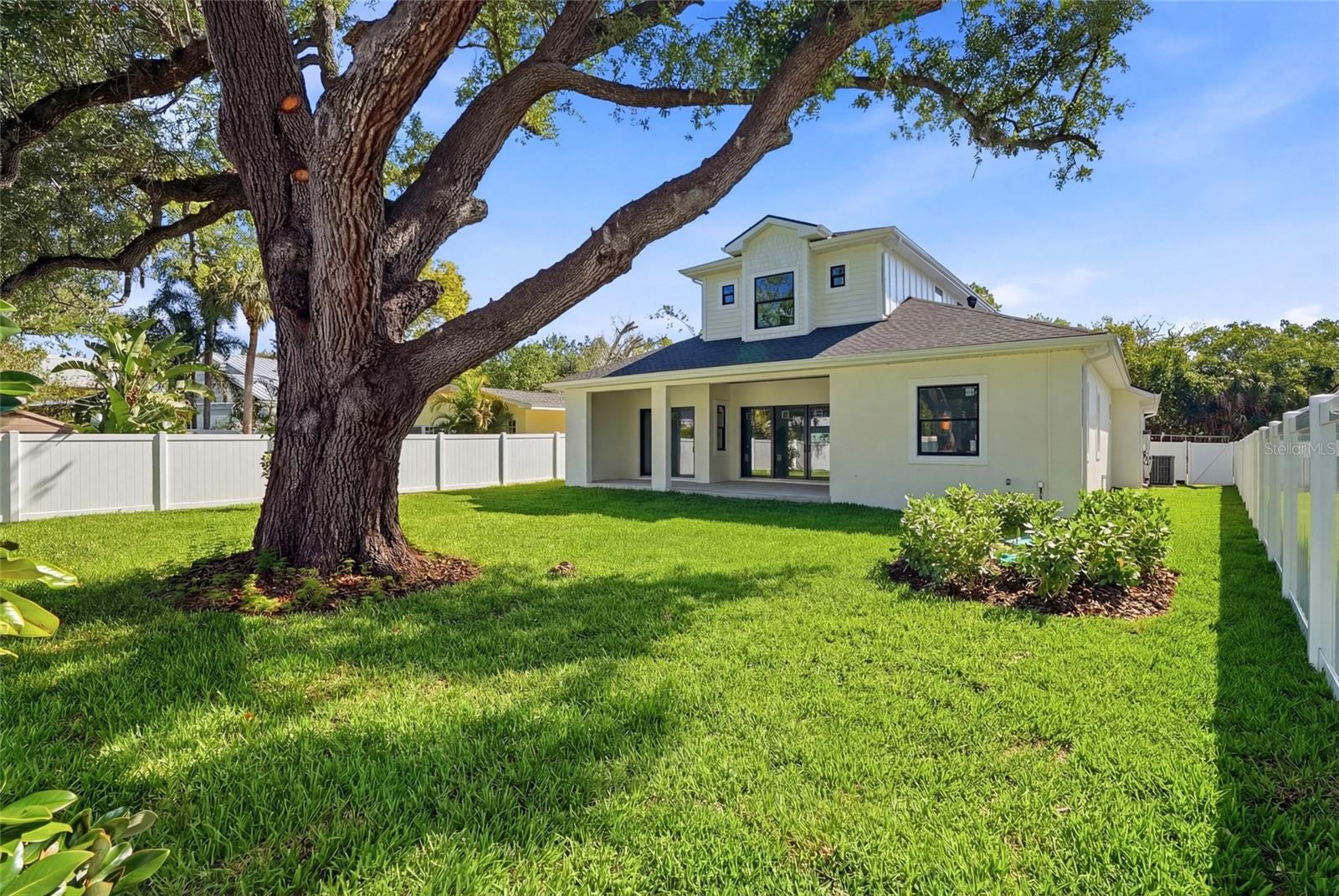 2376 RAJEL AVE — photo 38