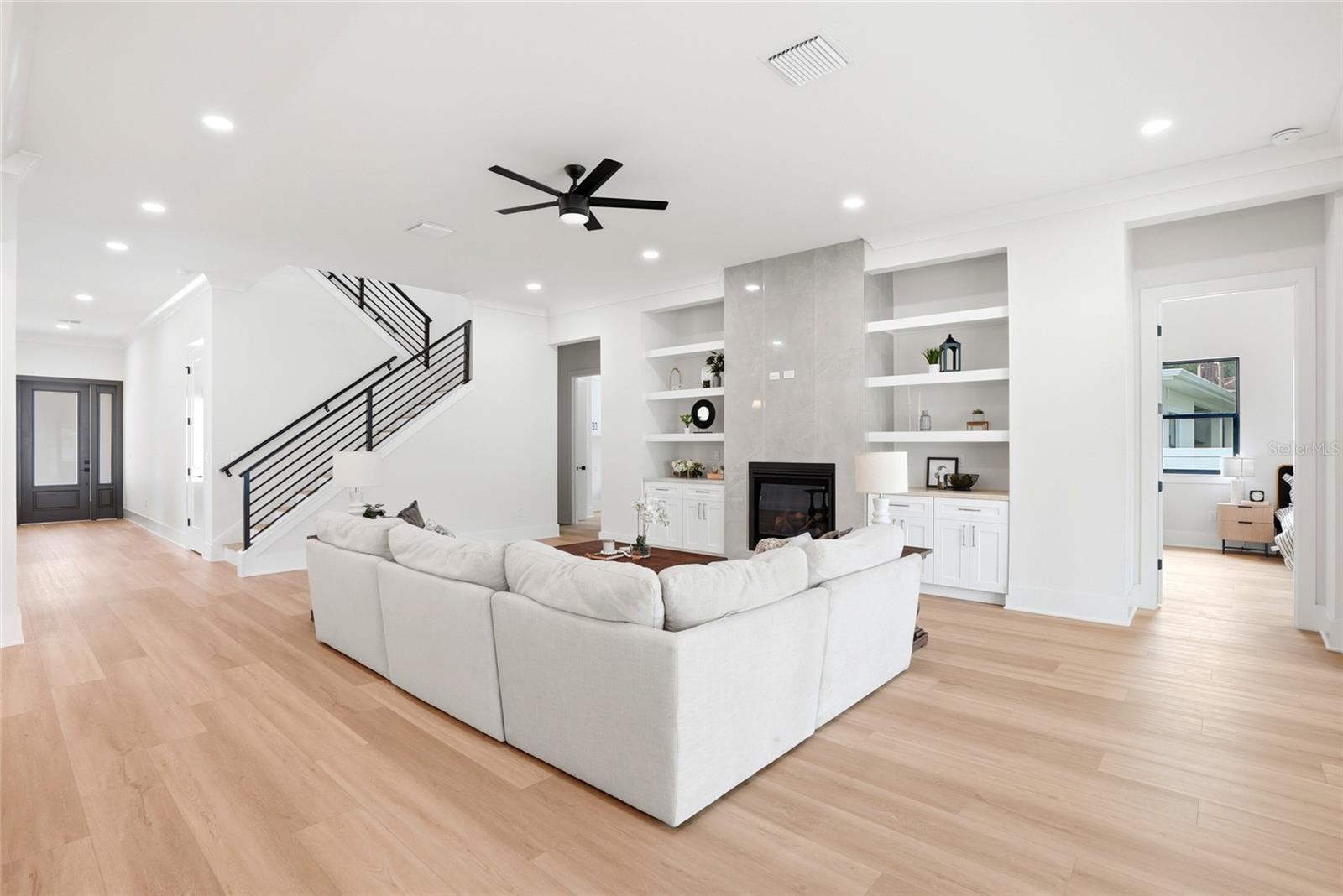 2376 RAJEL AVE — photo 14