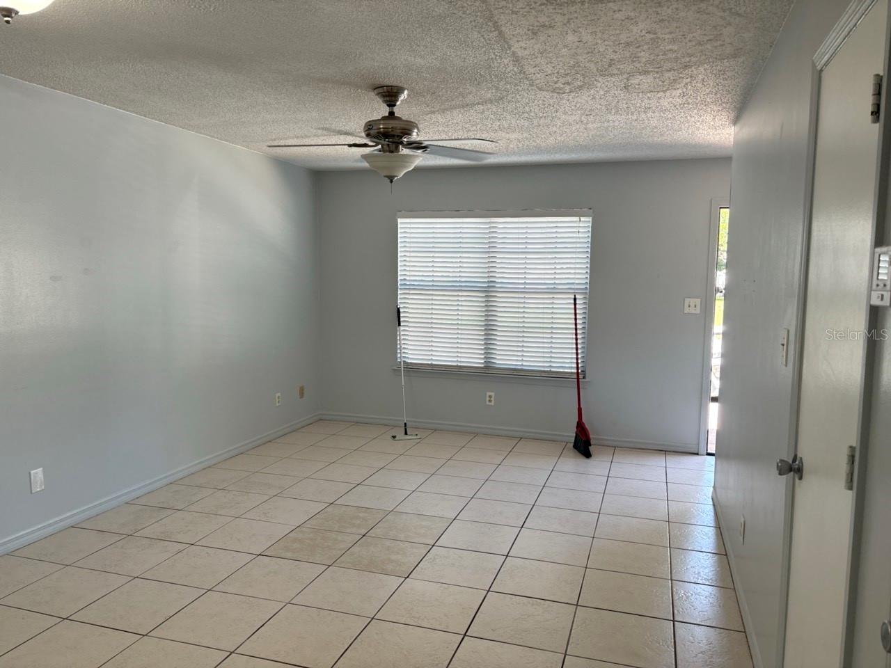 2302 MAKI RD #25 — photo 3