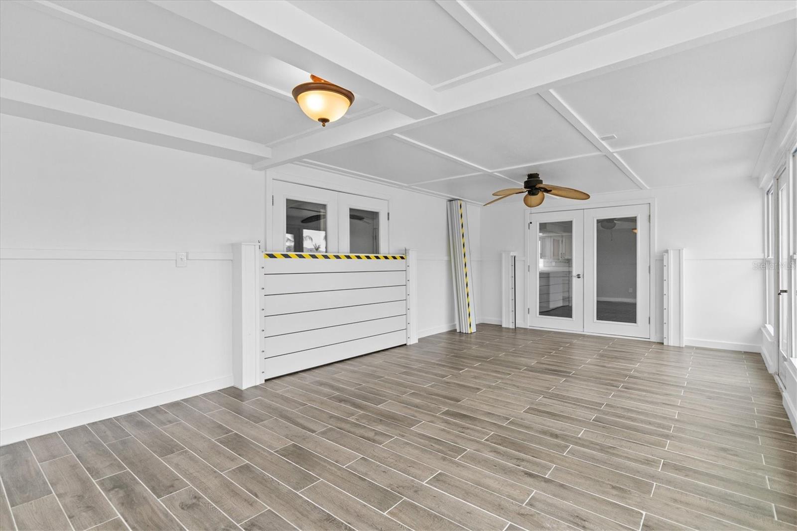 7427 SOUTHWIND DR — photo 34