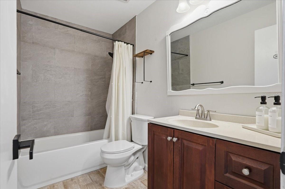 8913 WOOD LAKE CT — photo 24