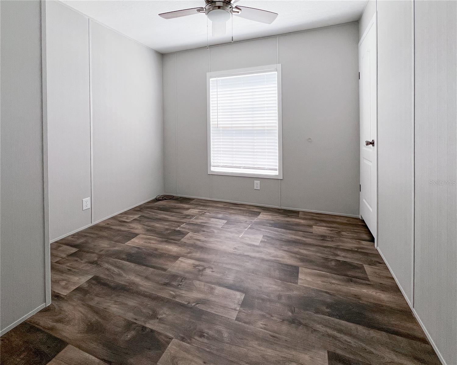 12203 LANTANA AVE — photo 18