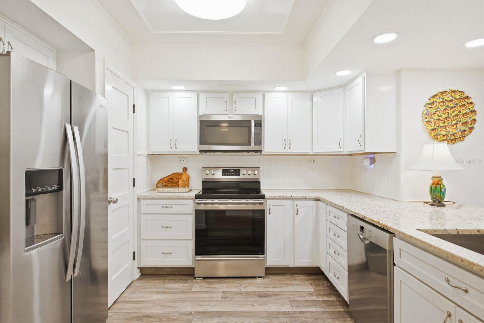 302 MARINER DR #302 — photo 14