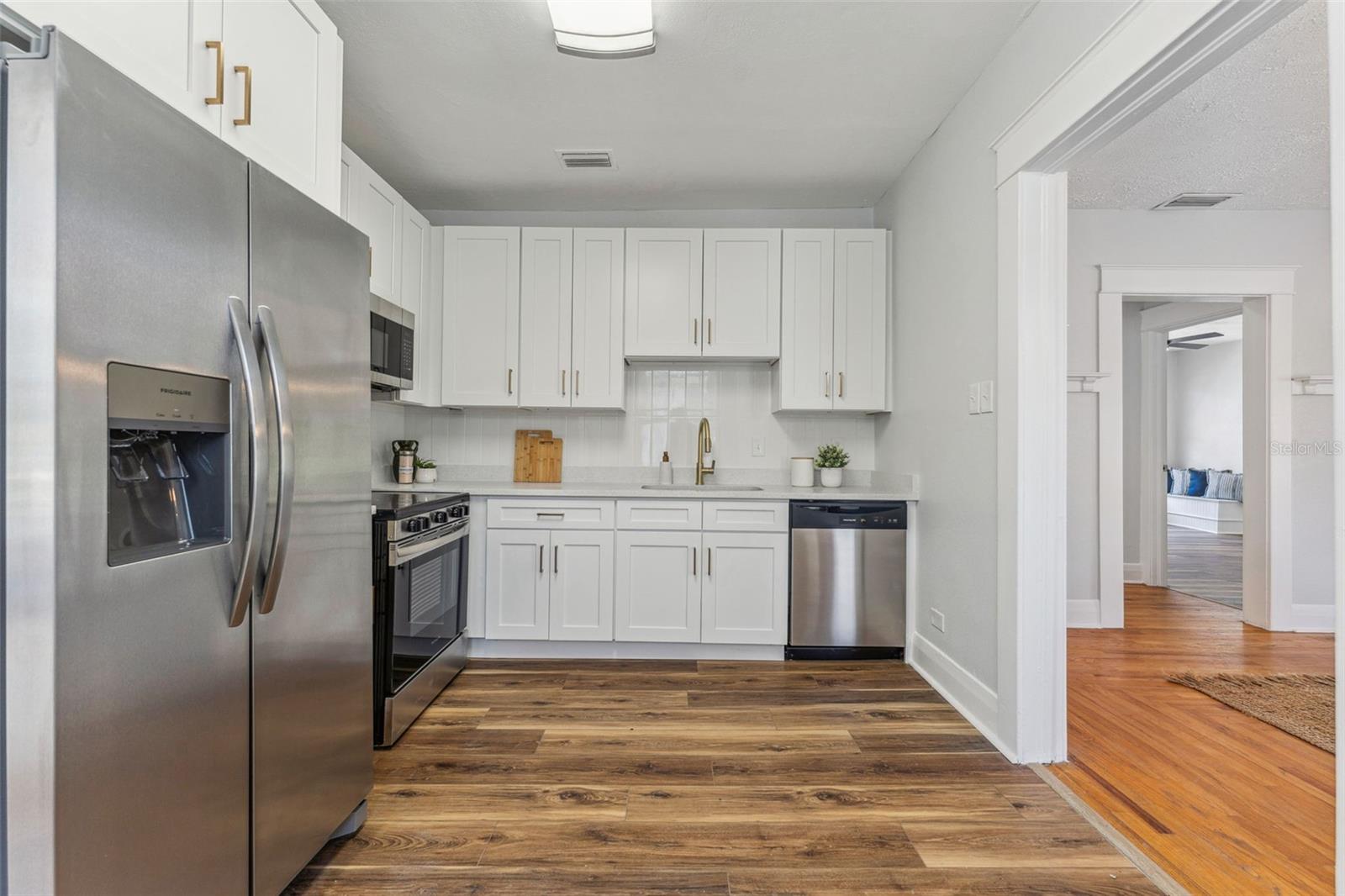 307 S NEWPORT #1-2 AVE — photo 26
