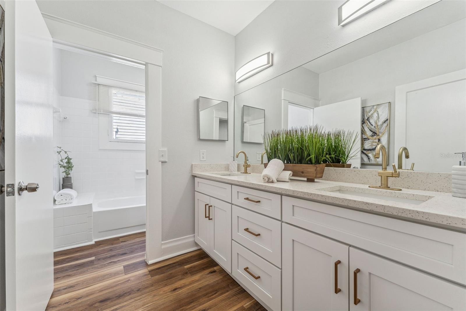307 S NEWPORT #1-2 AVE — photo 16