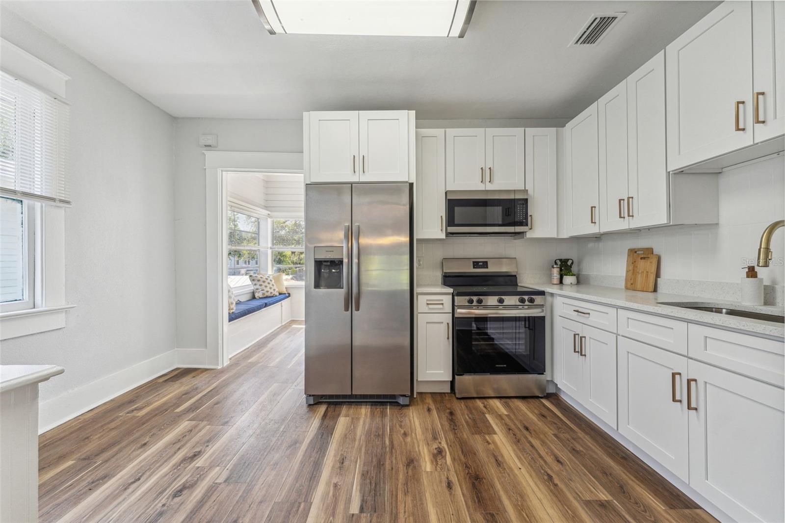 307 S NEWPORT #1-2 AVE — photo 25
